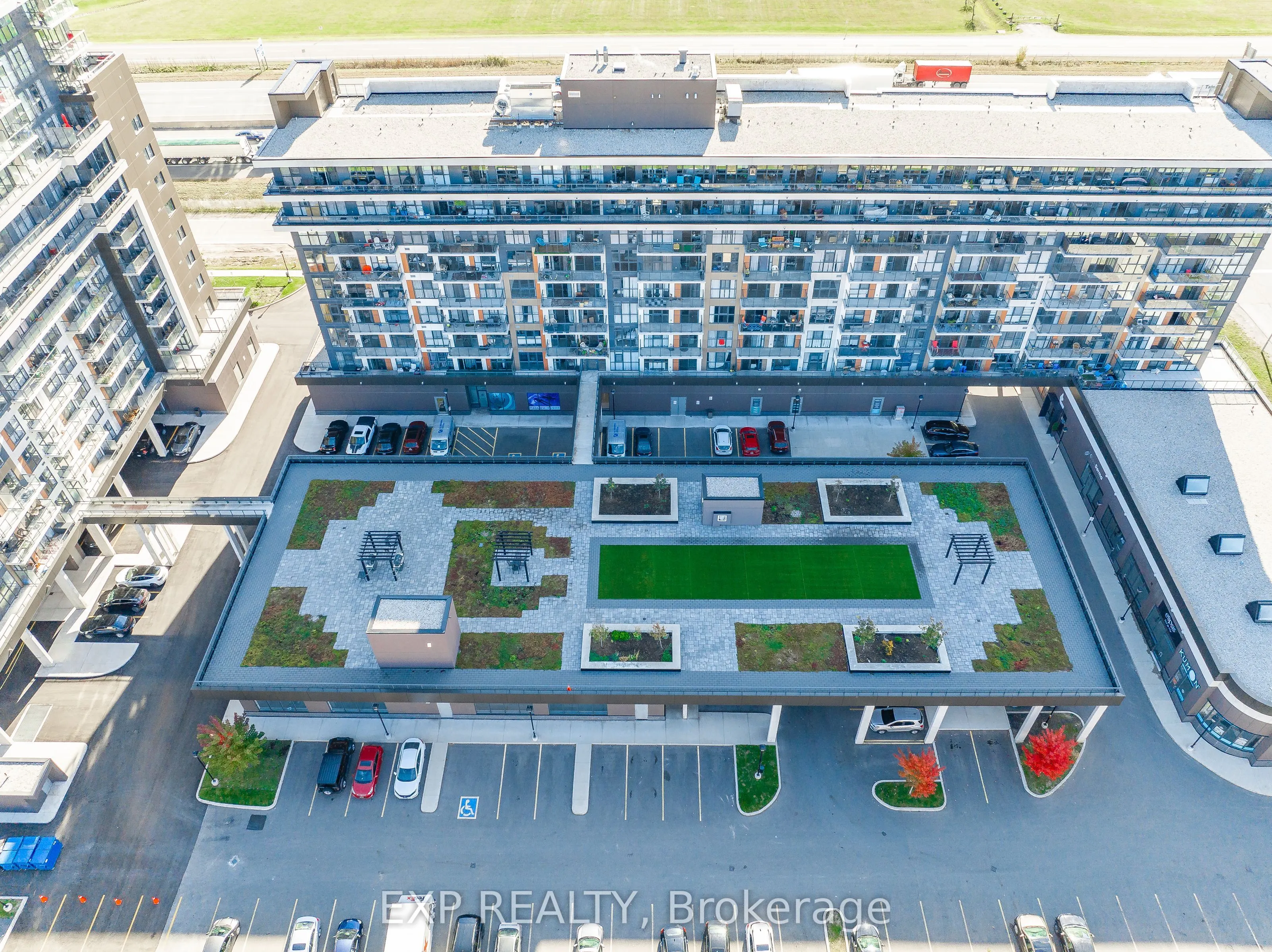 550 North Service Road, #707