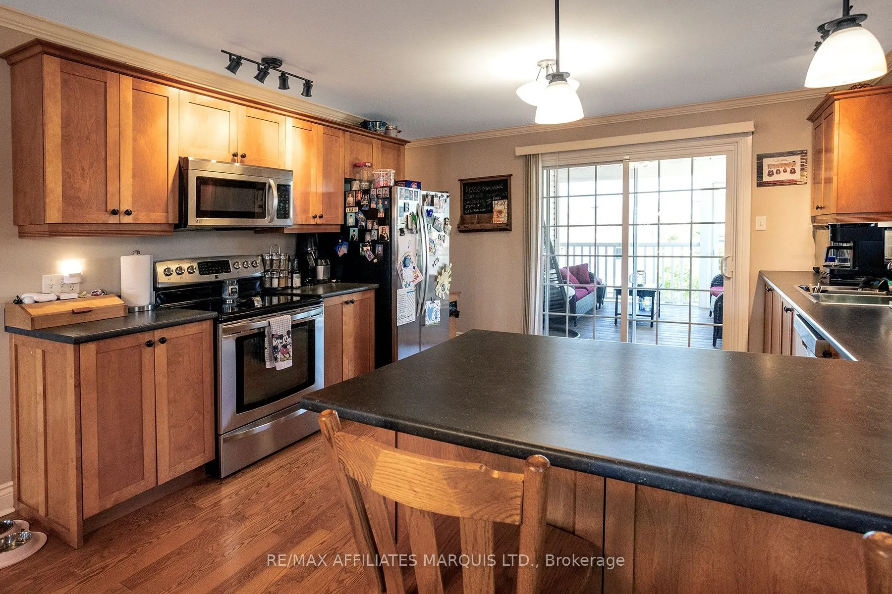 133 Blakes Crescent