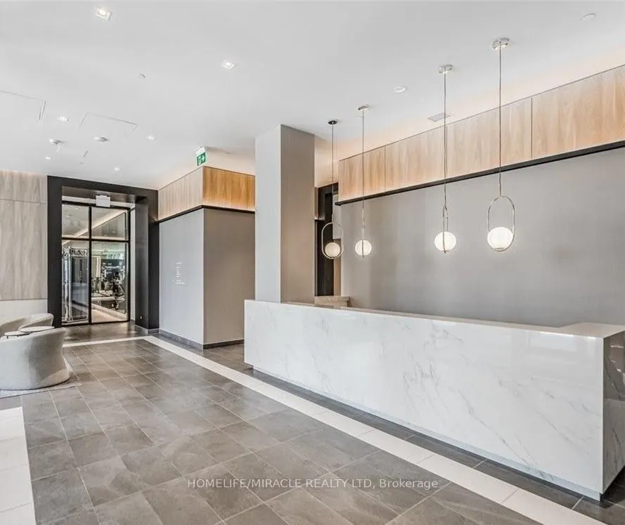 1 Jarvis Street, #521