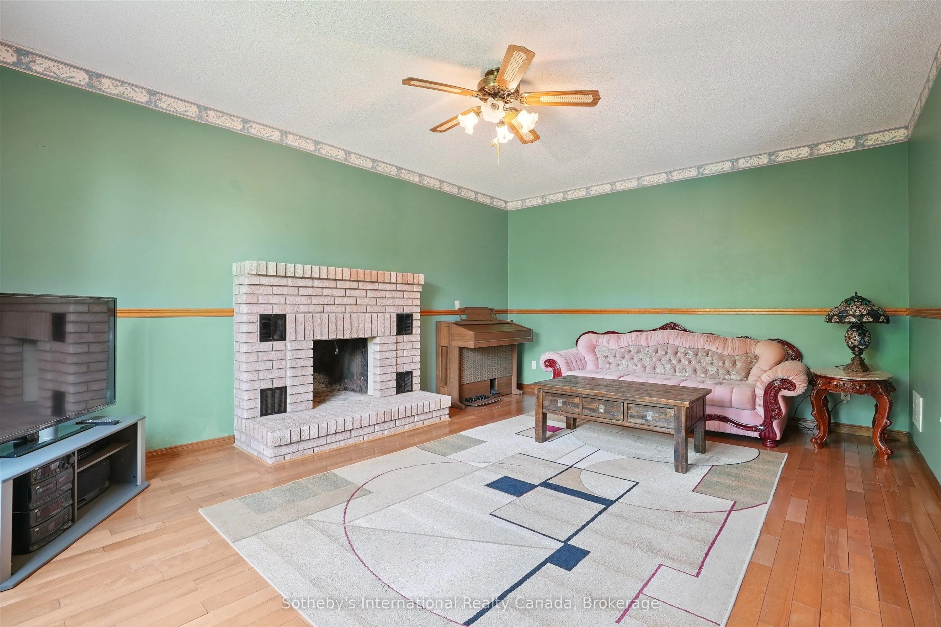 6 Windstar Place