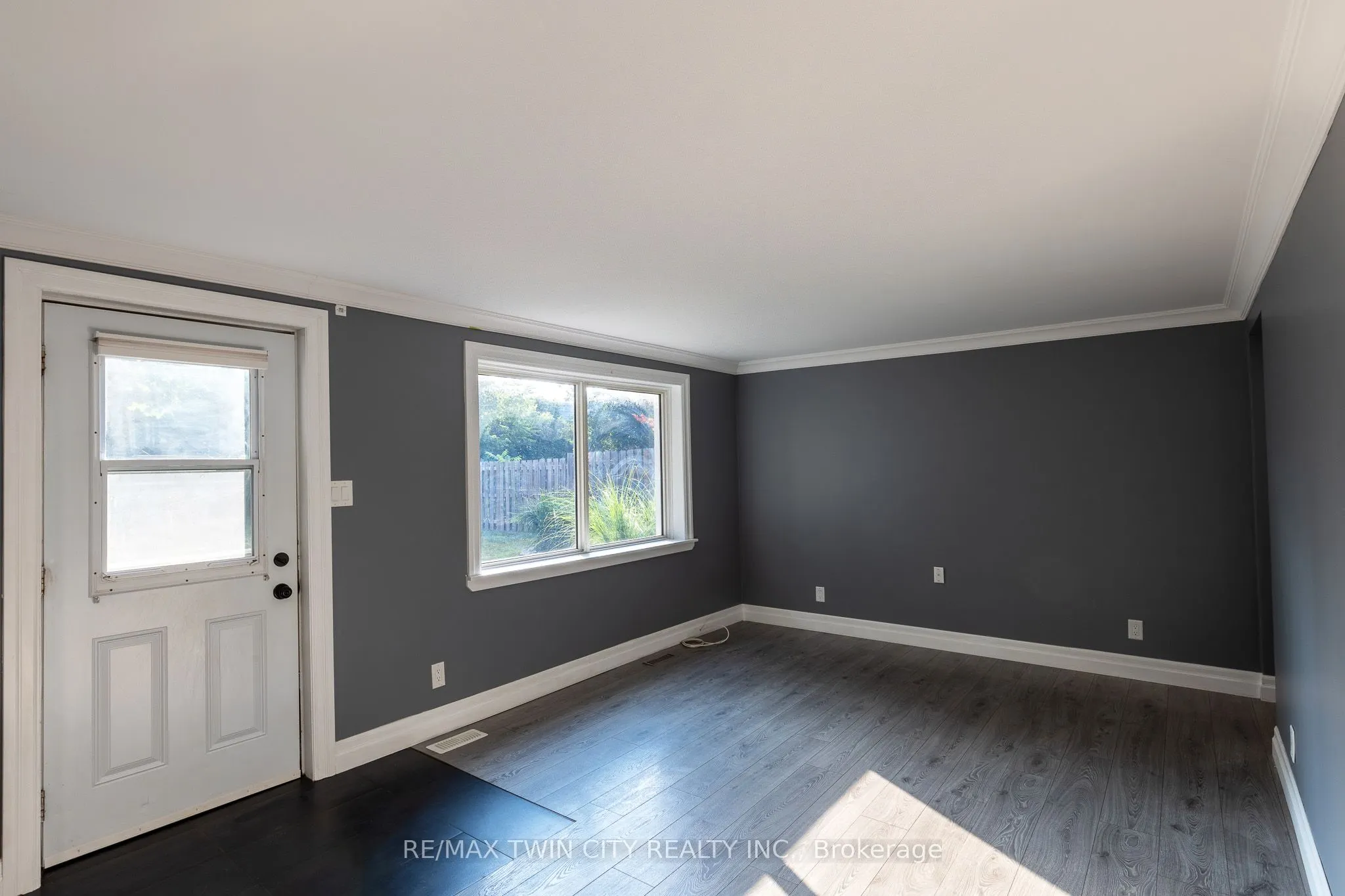 367 Hillcrest Road, #B