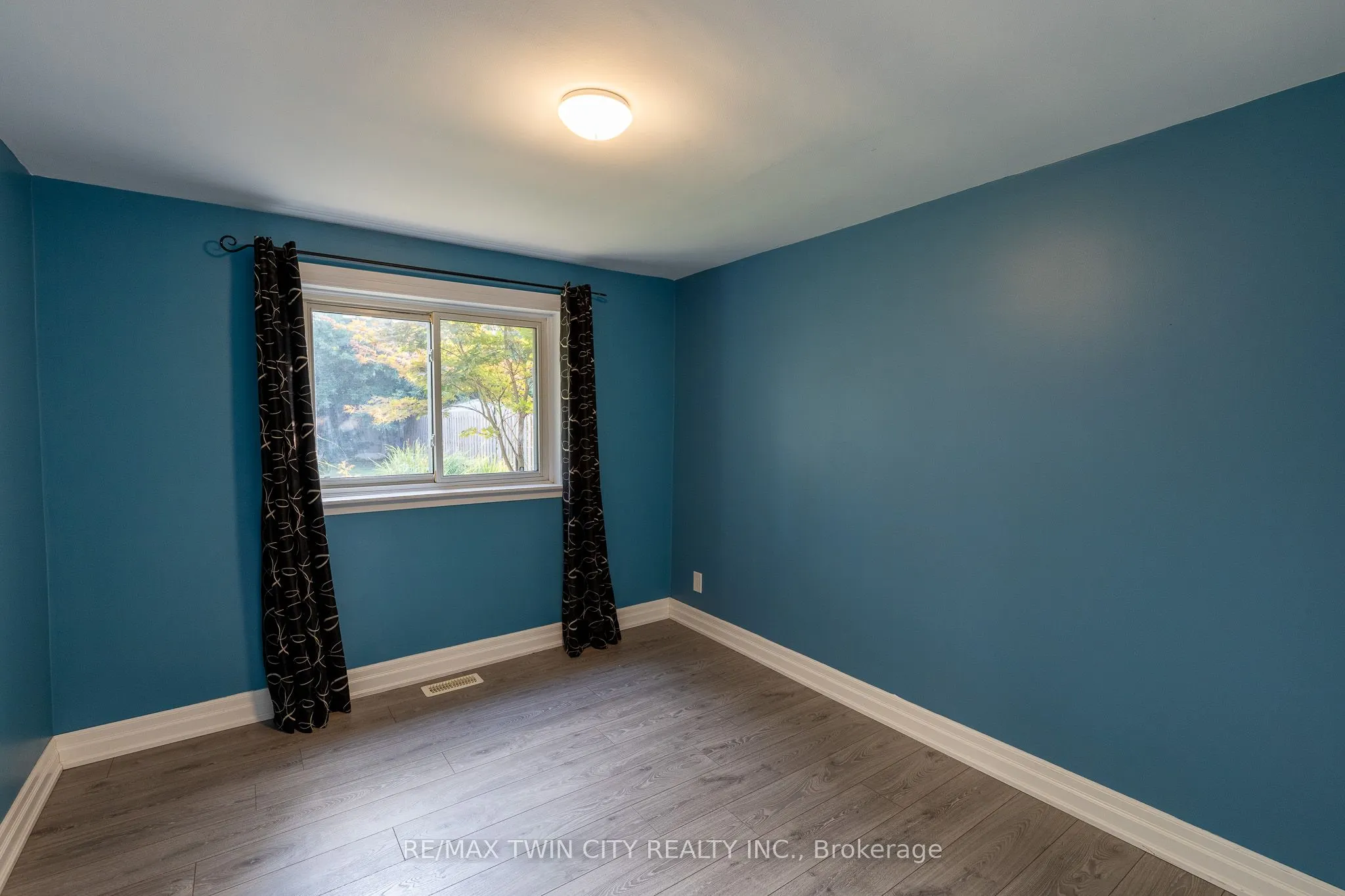 367 Hillcrest Road, #B