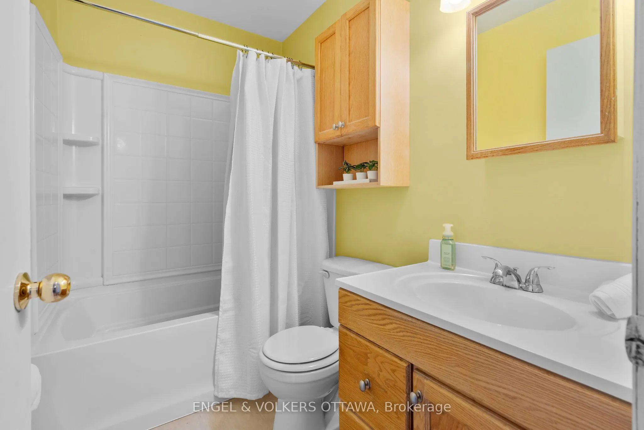 238 Wilfred Crescent