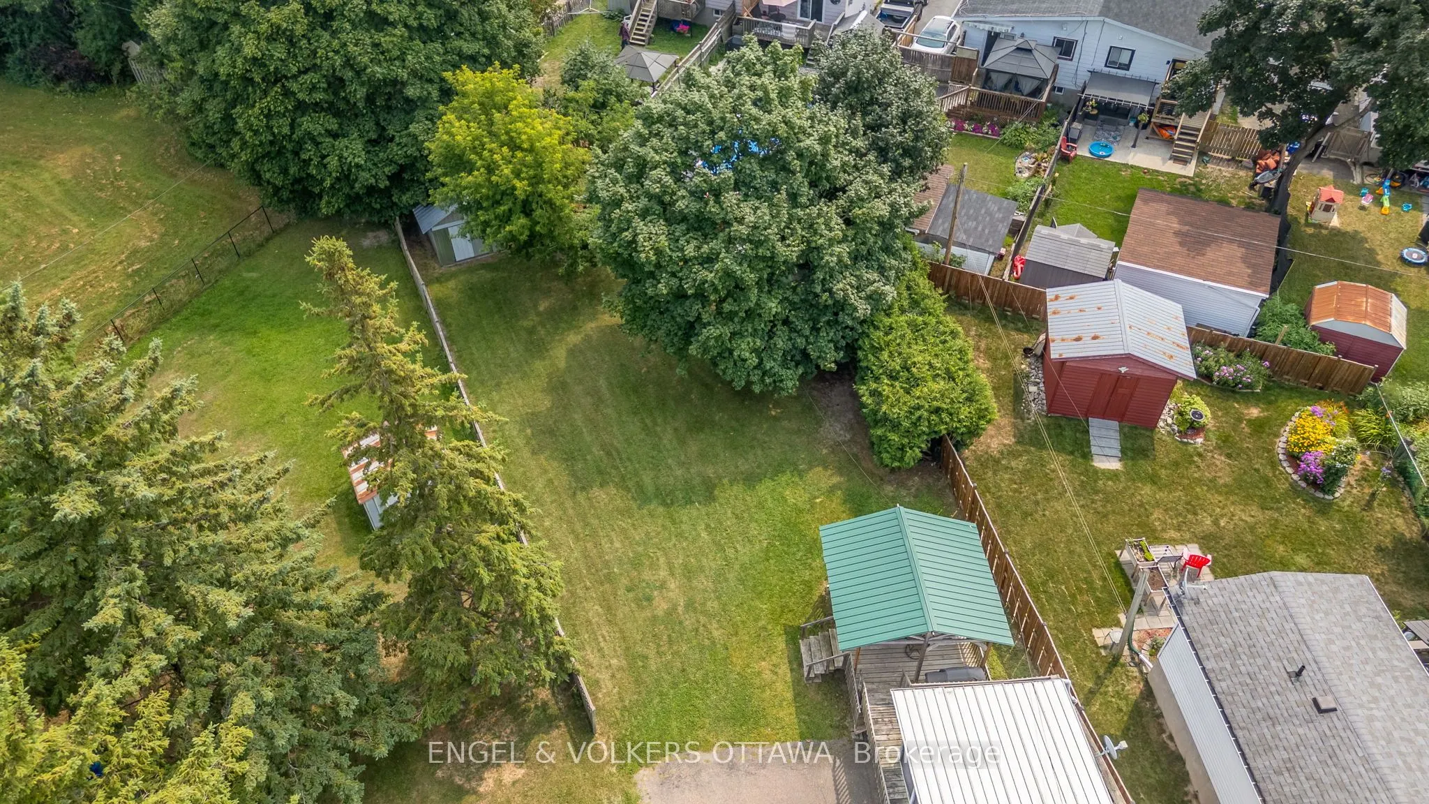 238 Wilfred Crescent