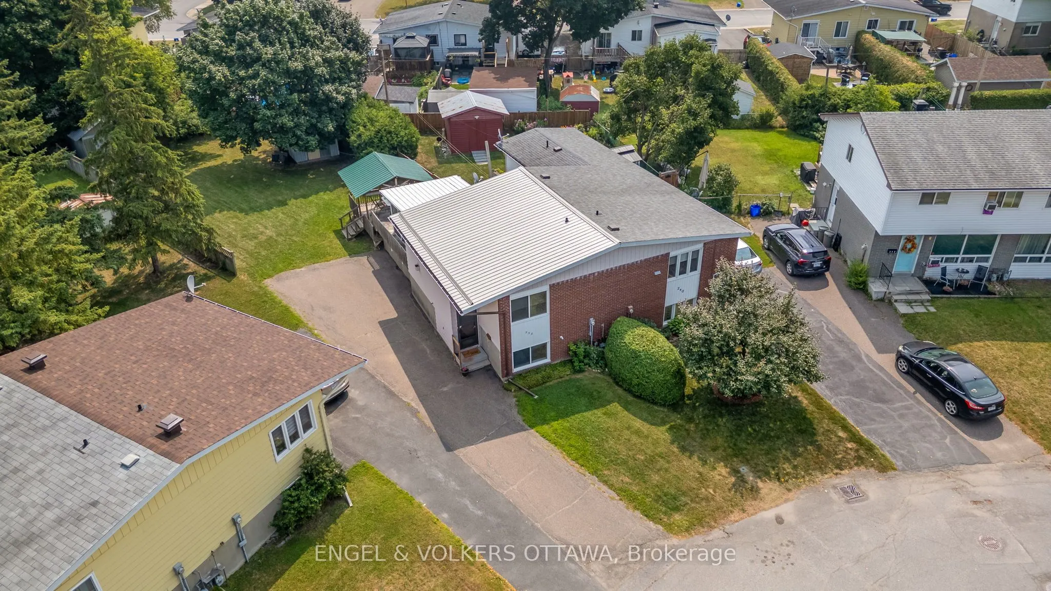 238 Wilfred Crescent