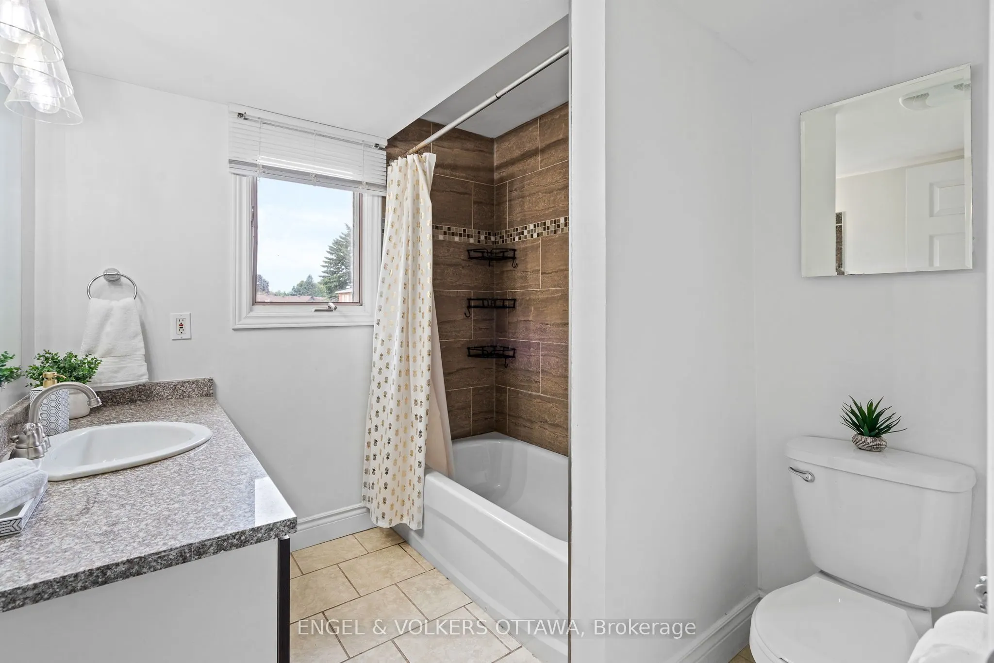 42 Henfield Avenue