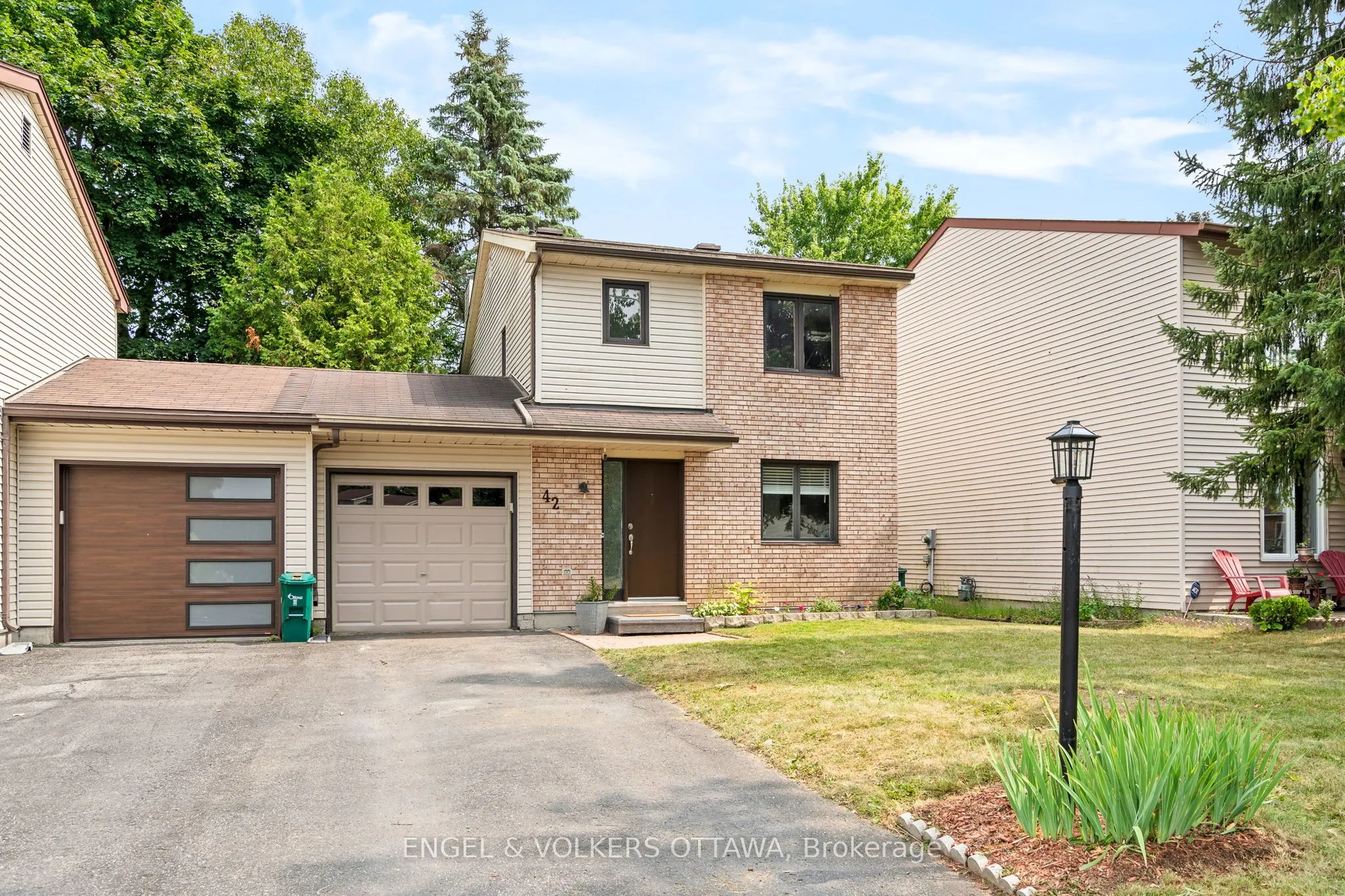 42 Henfield Avenue