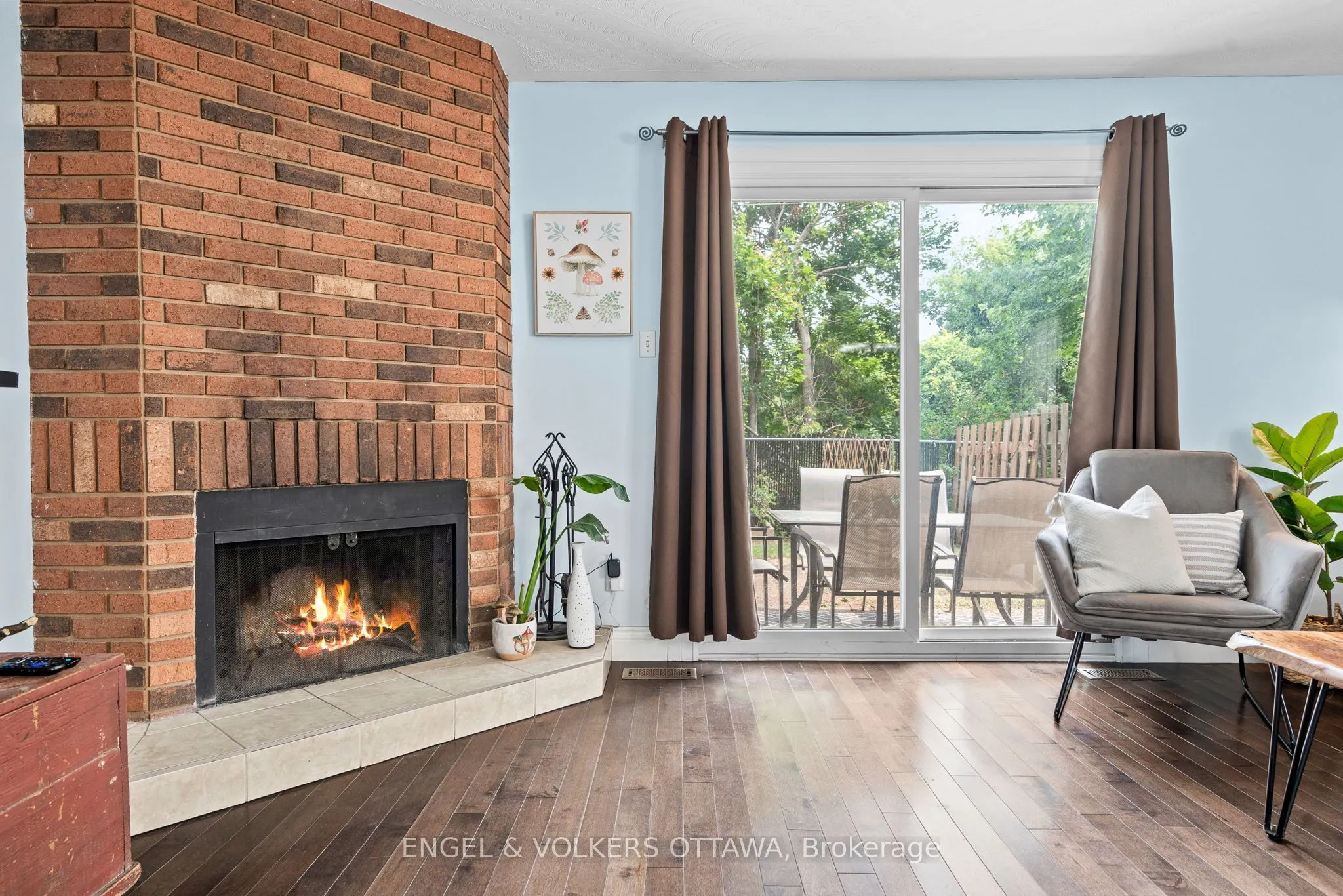 42 Henfield Avenue
