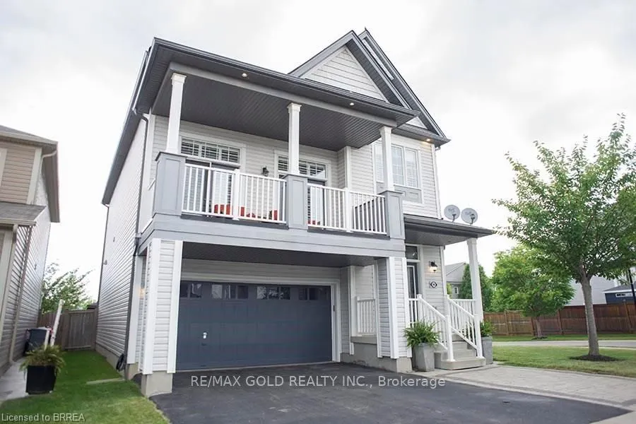 90 Lambert Crescent