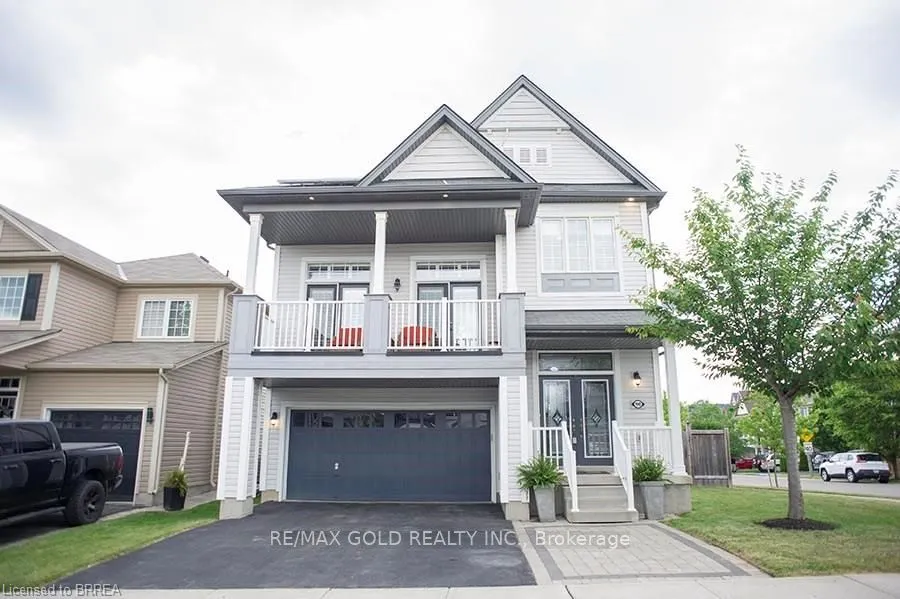 90 Lambert Crescent