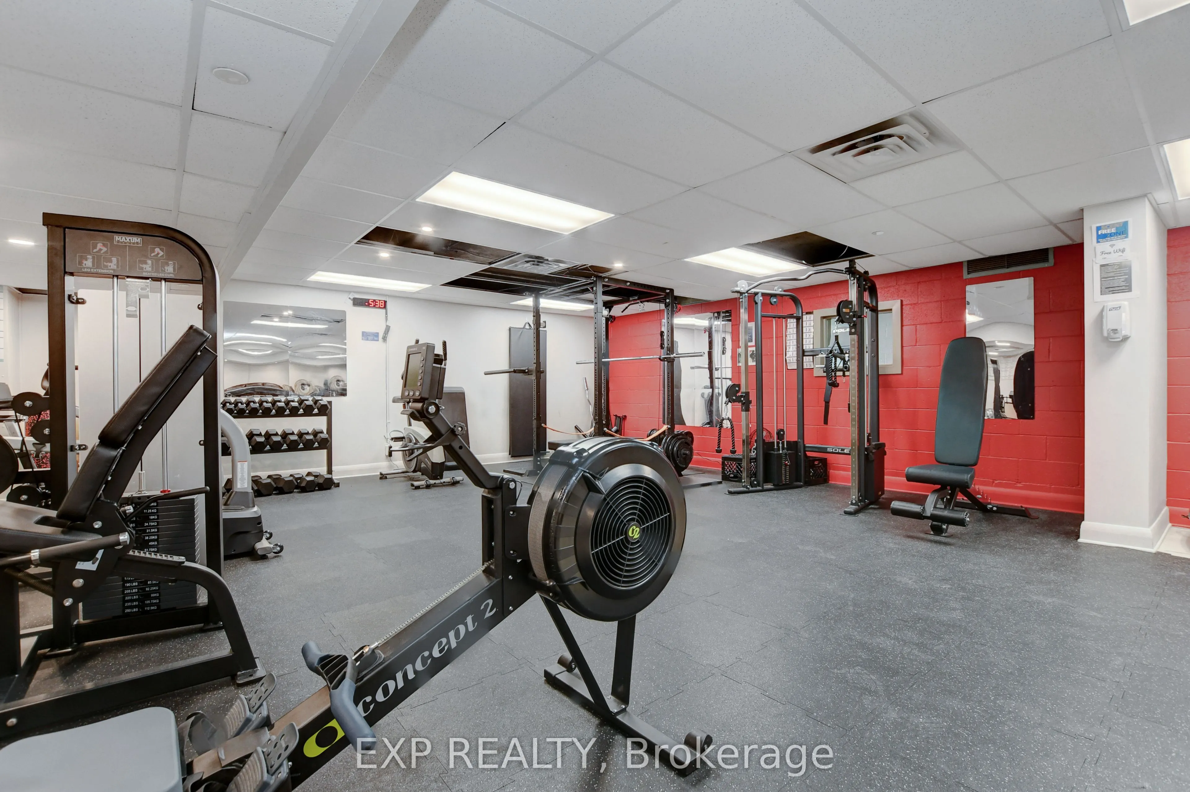 2951 Riverside Drive, #211