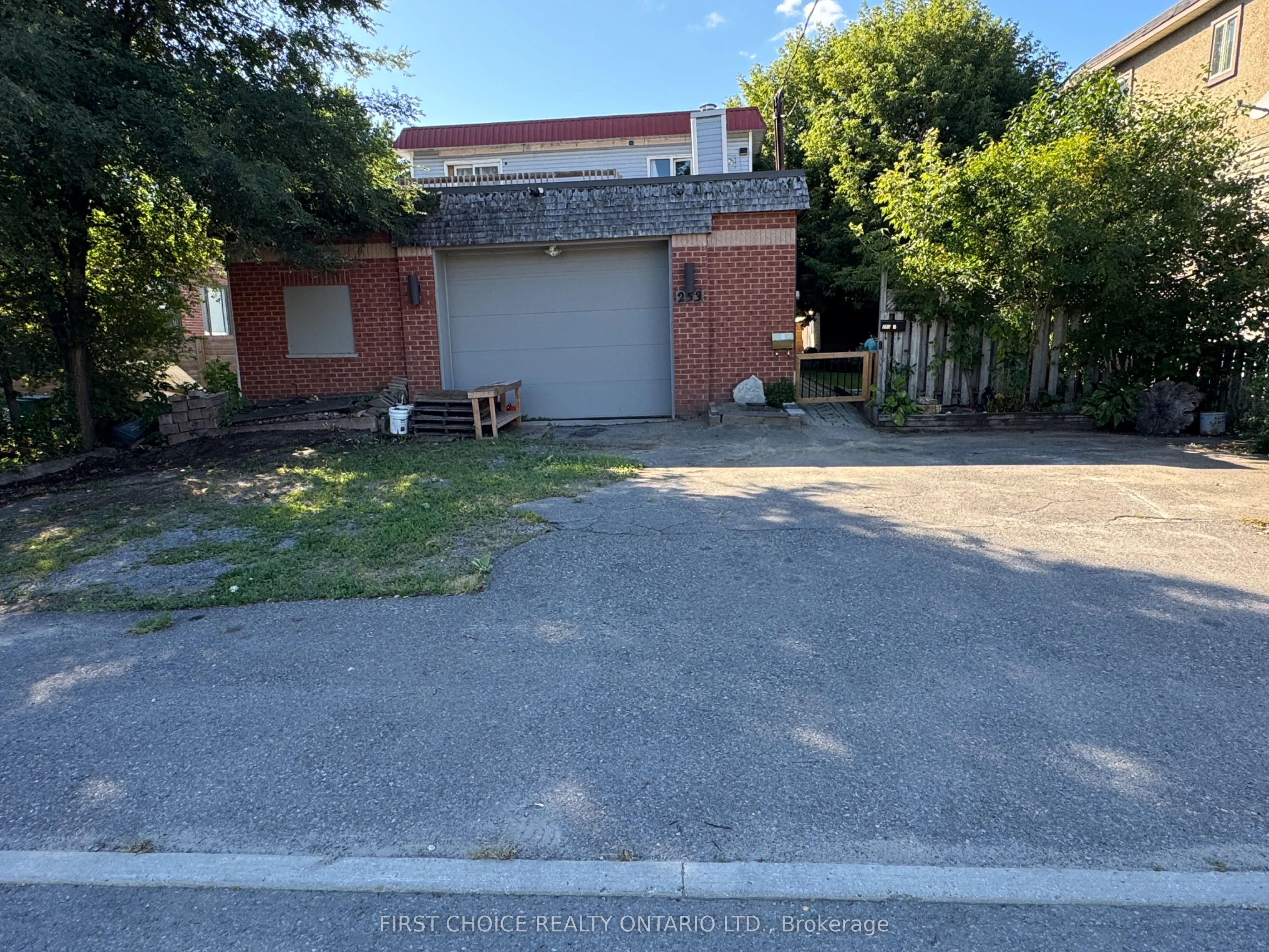 253 FRECHETTE Street