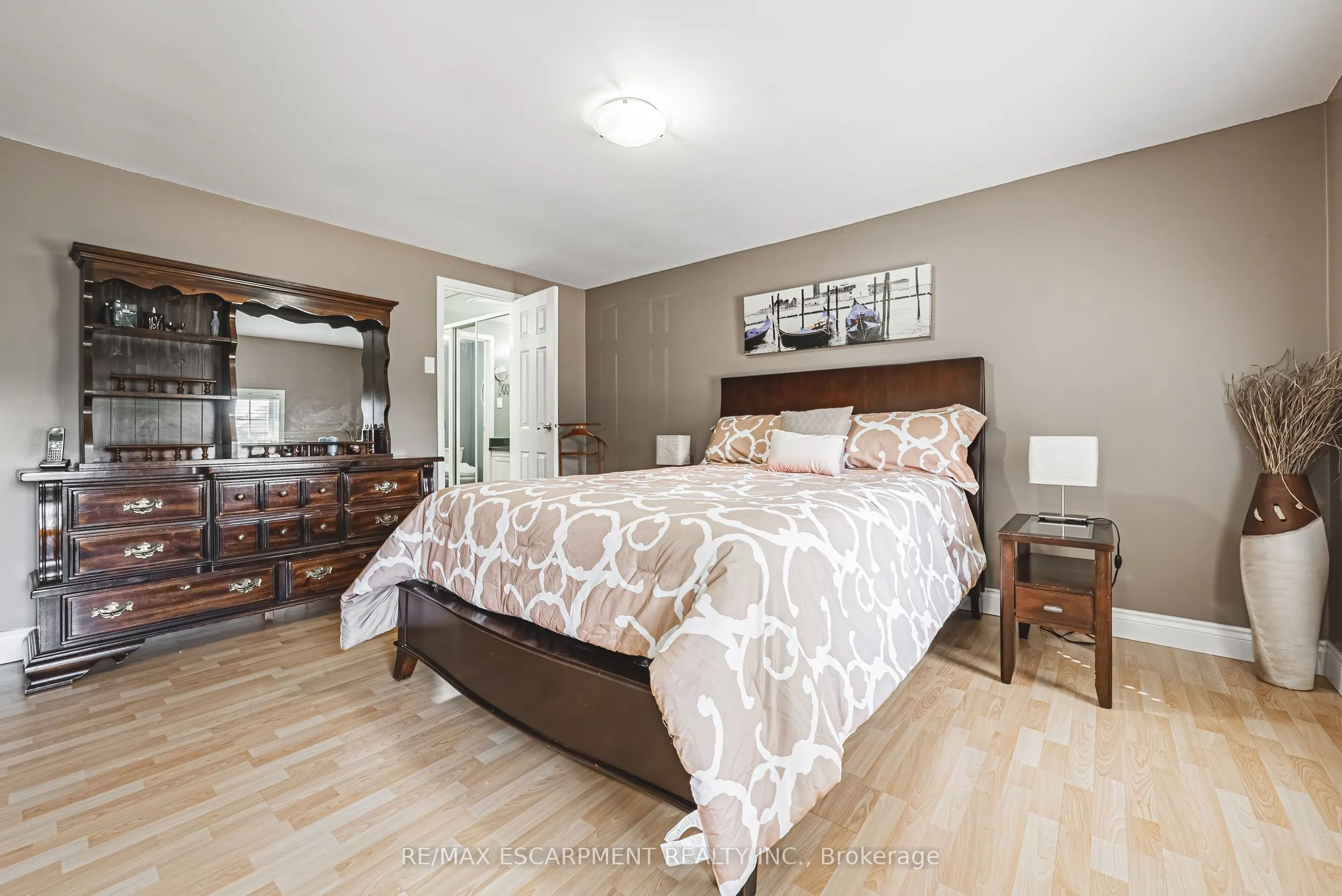 412 Melanie Crescent