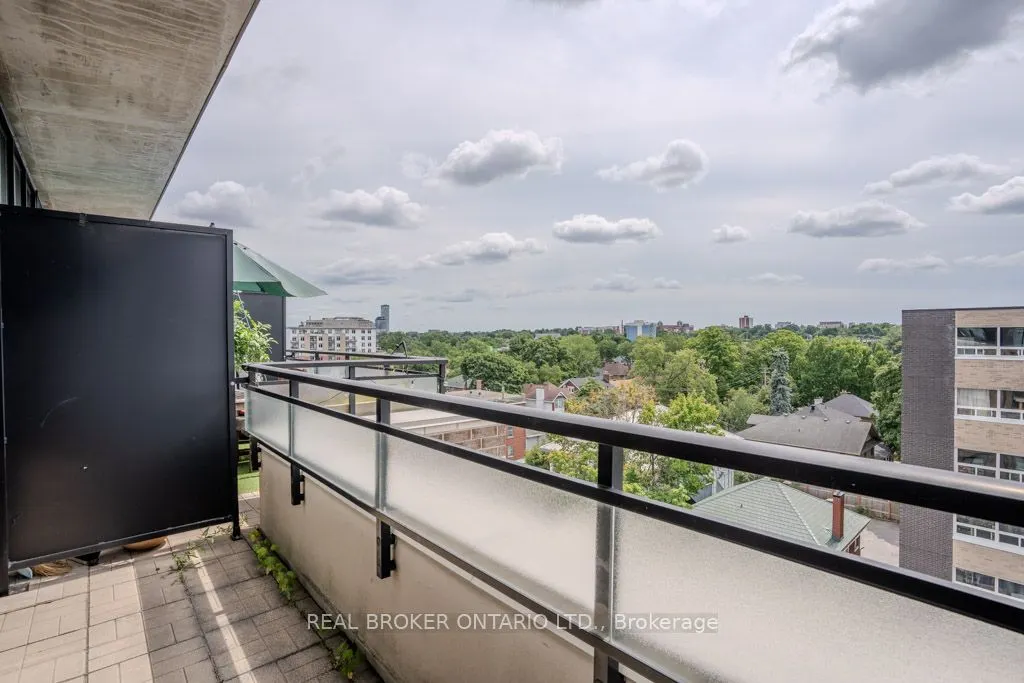 150 Caroline Avenue, #604