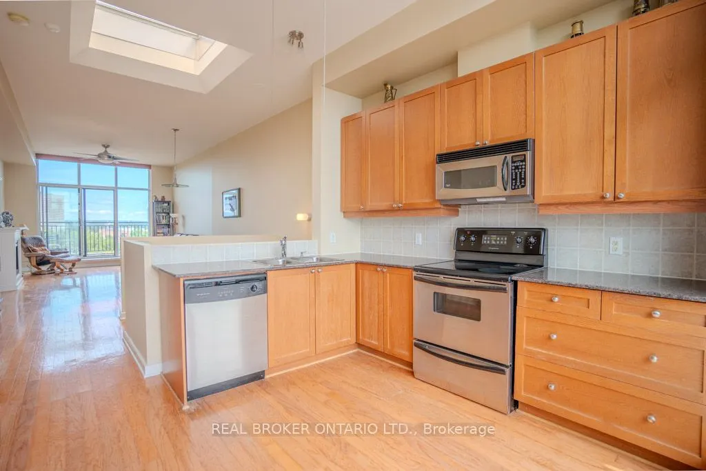 150 Caroline Avenue, #604