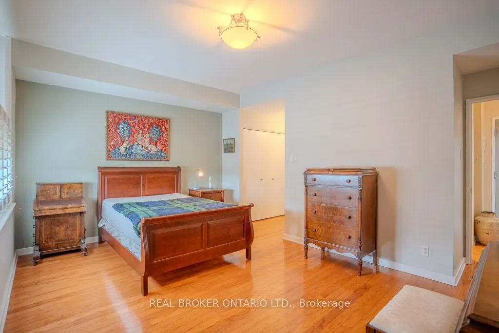 150 Caroline Avenue, #604