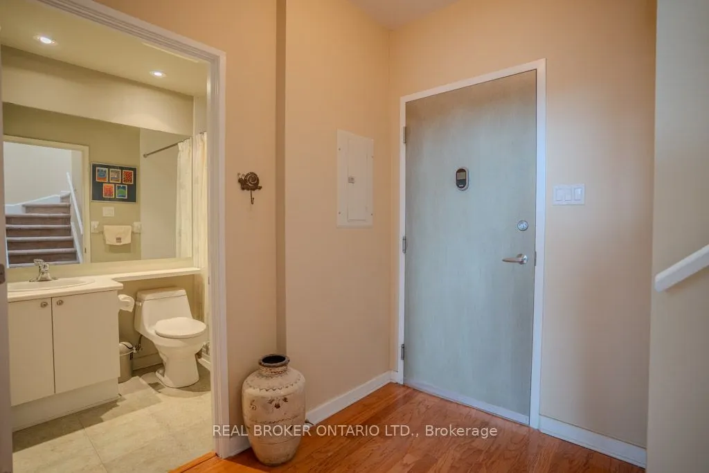 150 Caroline Avenue, #604