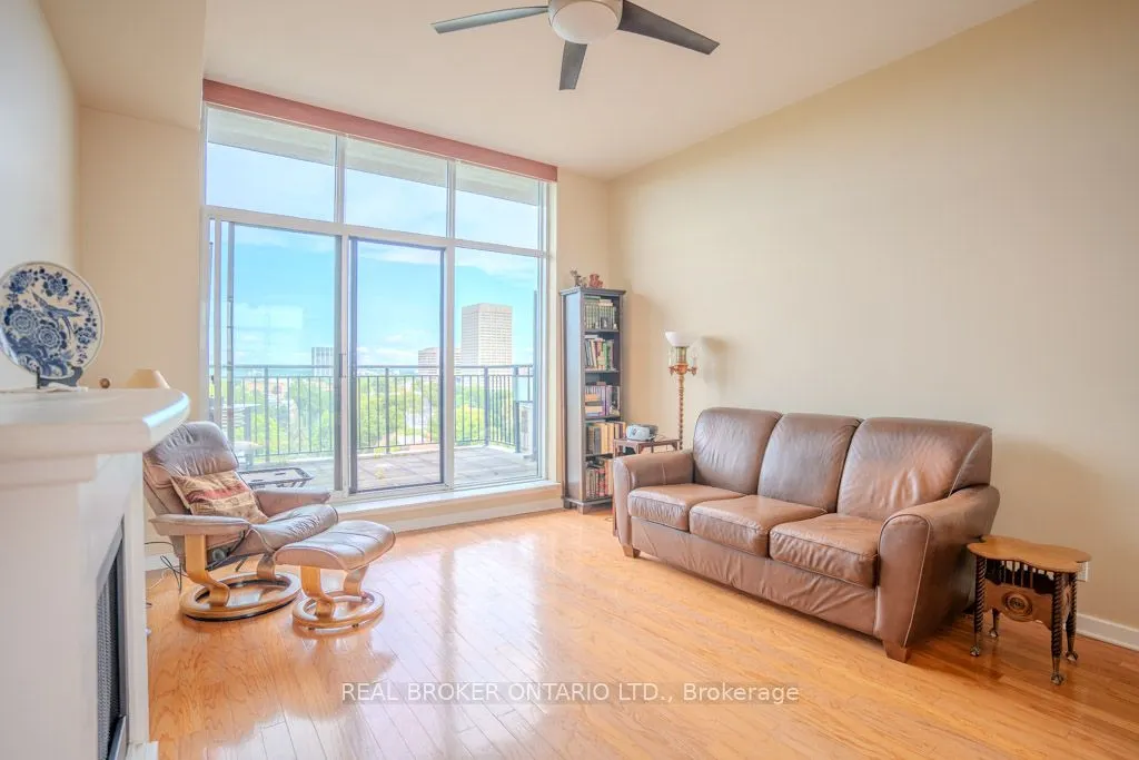 150 Caroline Avenue, #604