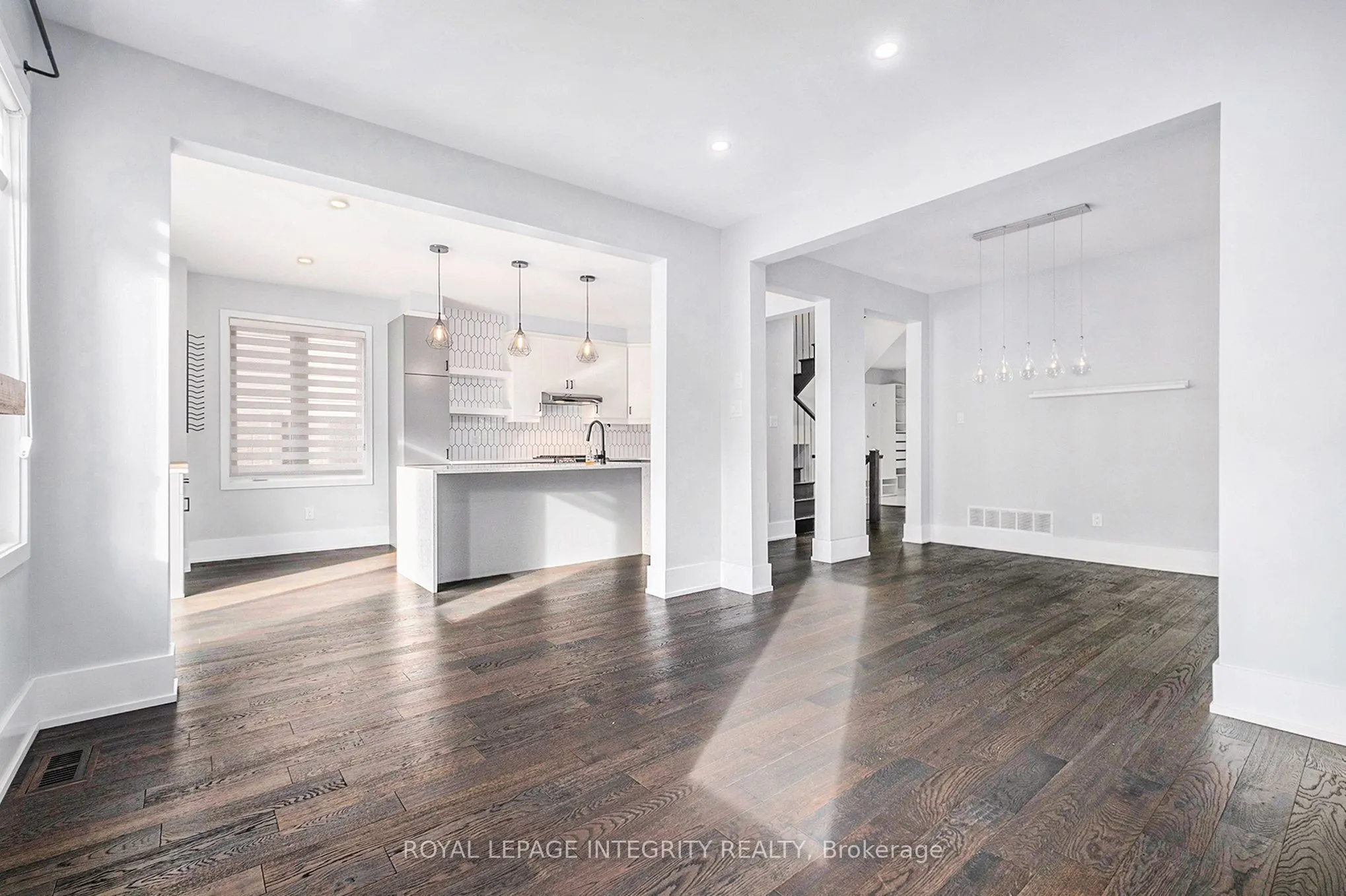 893 Stallion Crescent
