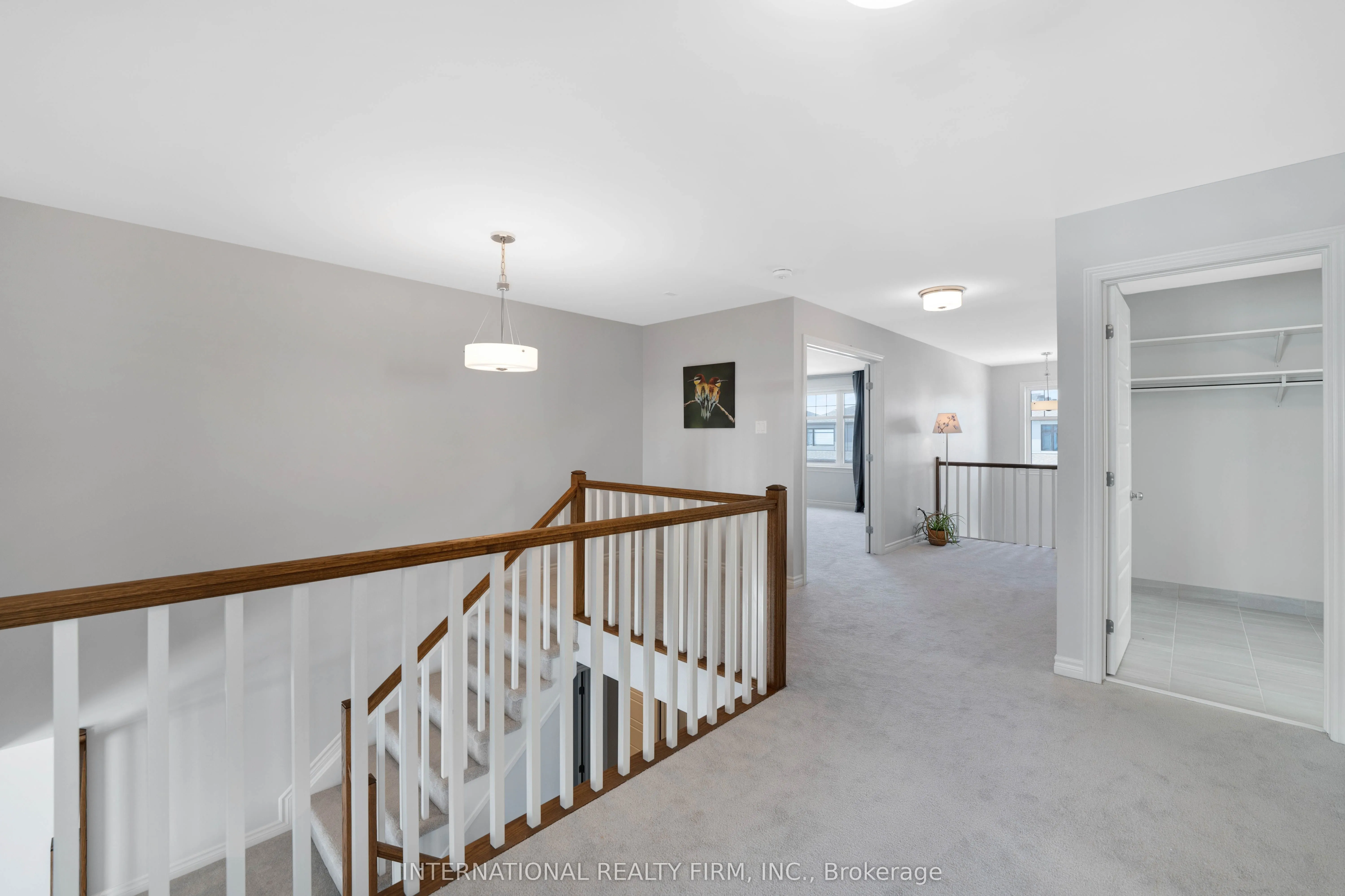 696 Moonflower Crescent