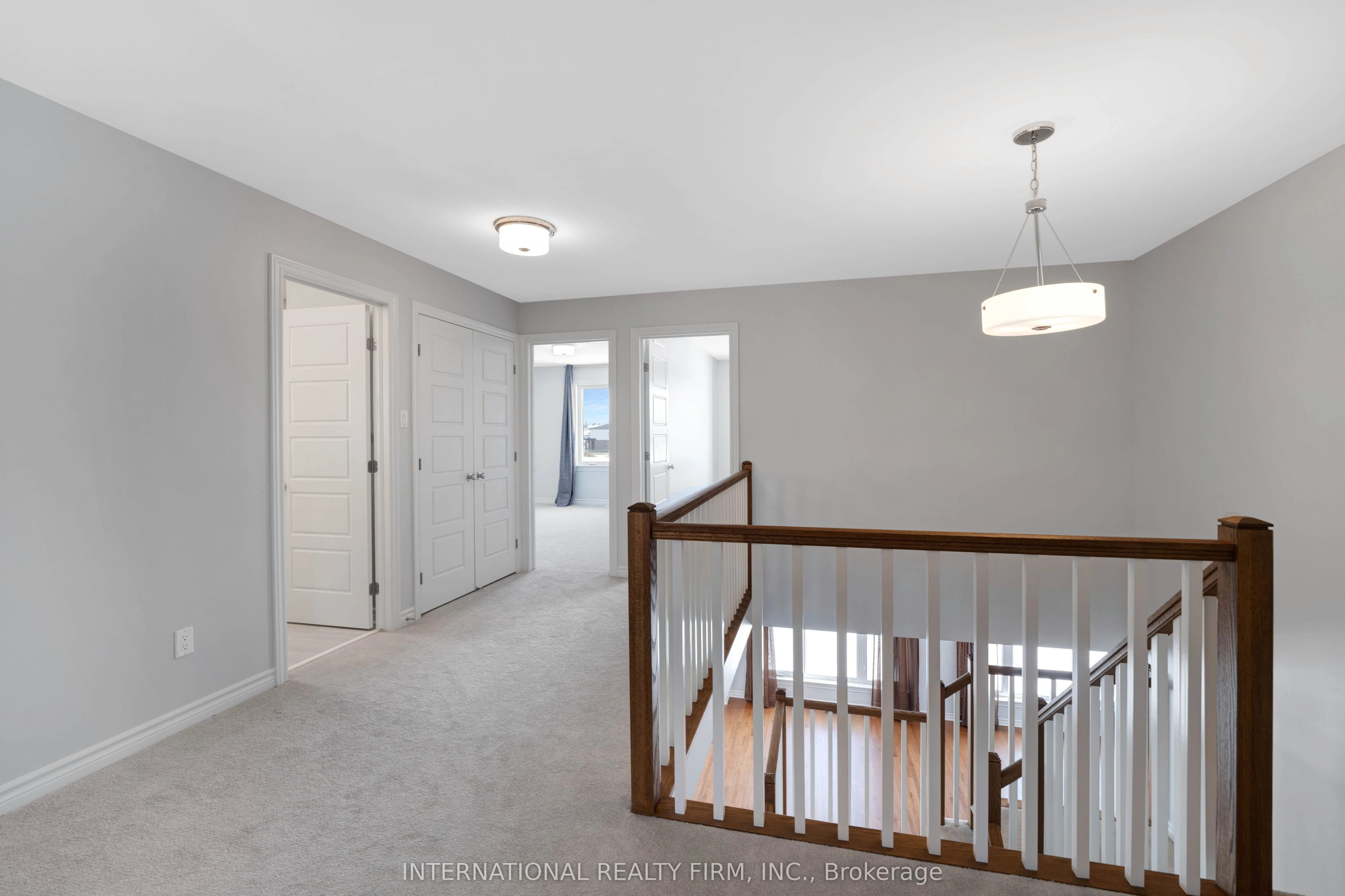696 Moonflower Crescent