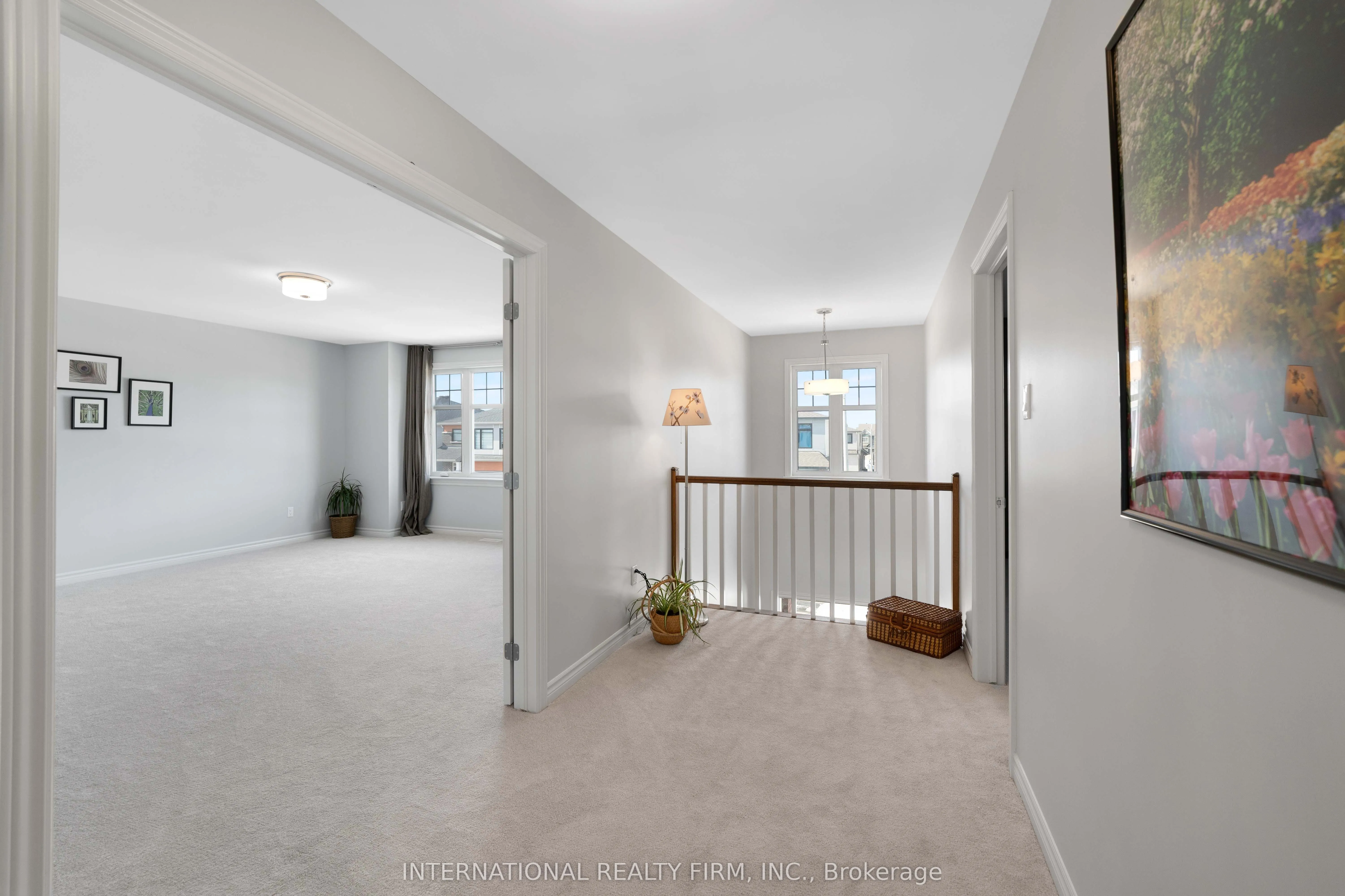 696 Moonflower Crescent