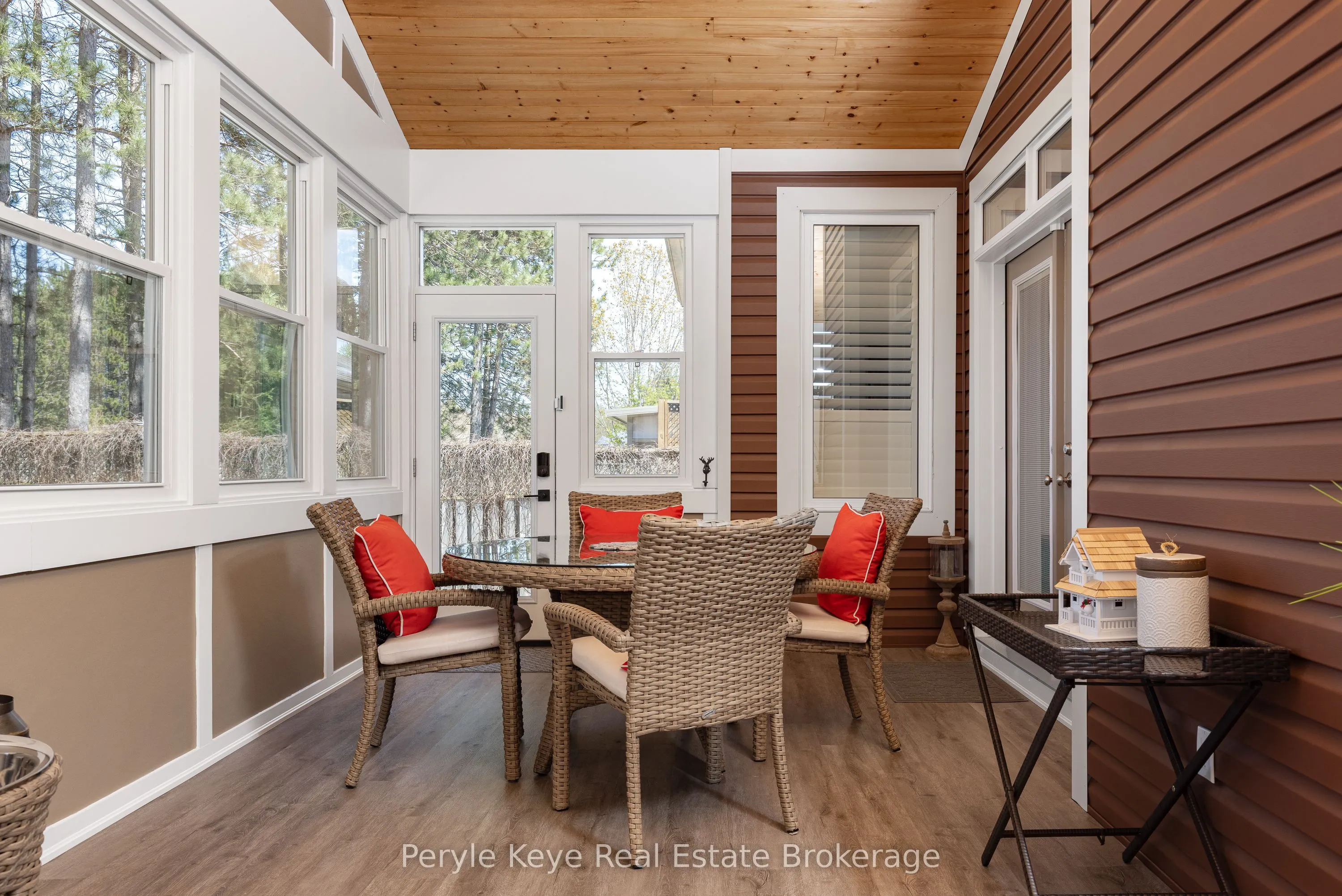 39 Clearbrook Trail