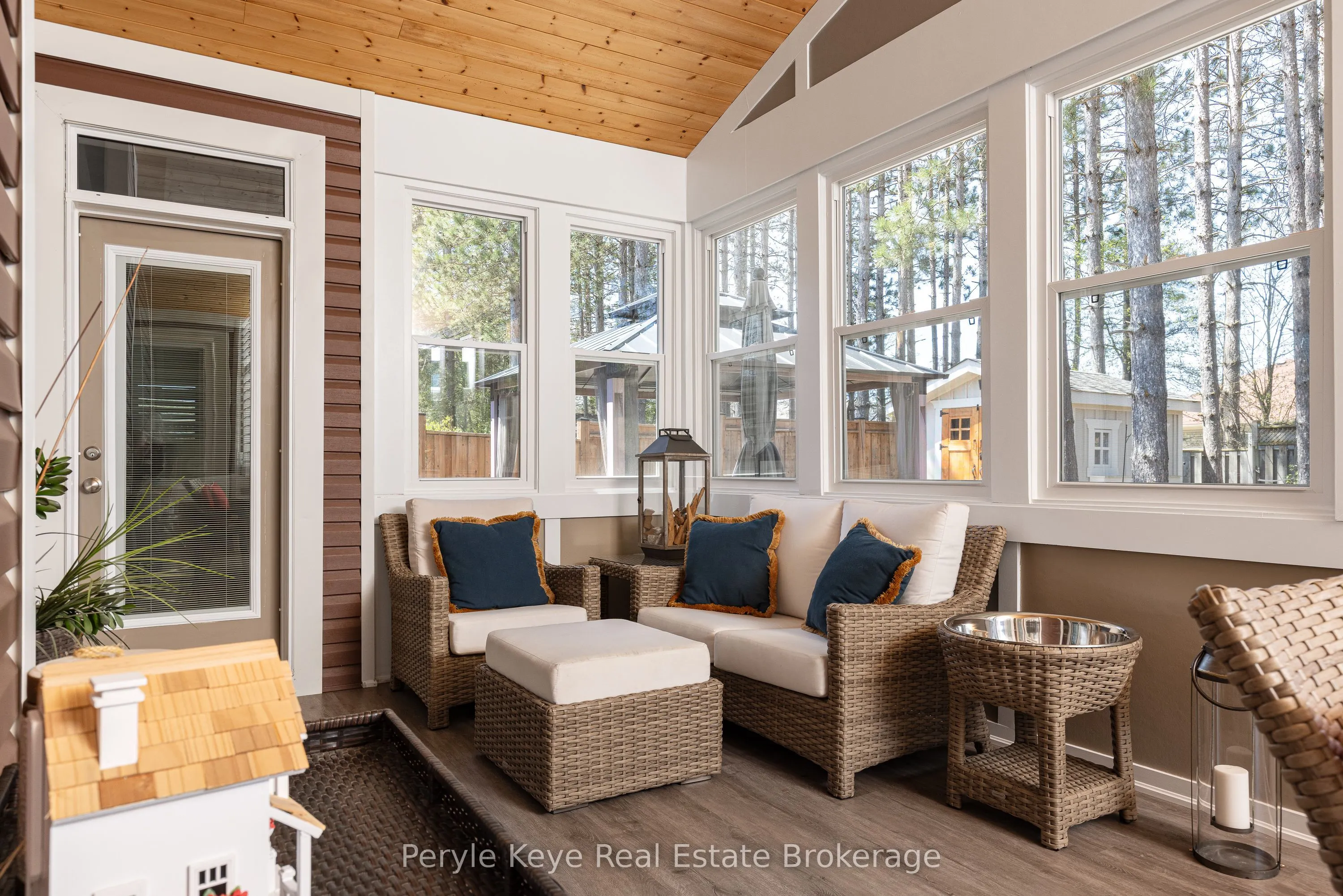 39 Clearbrook Trail