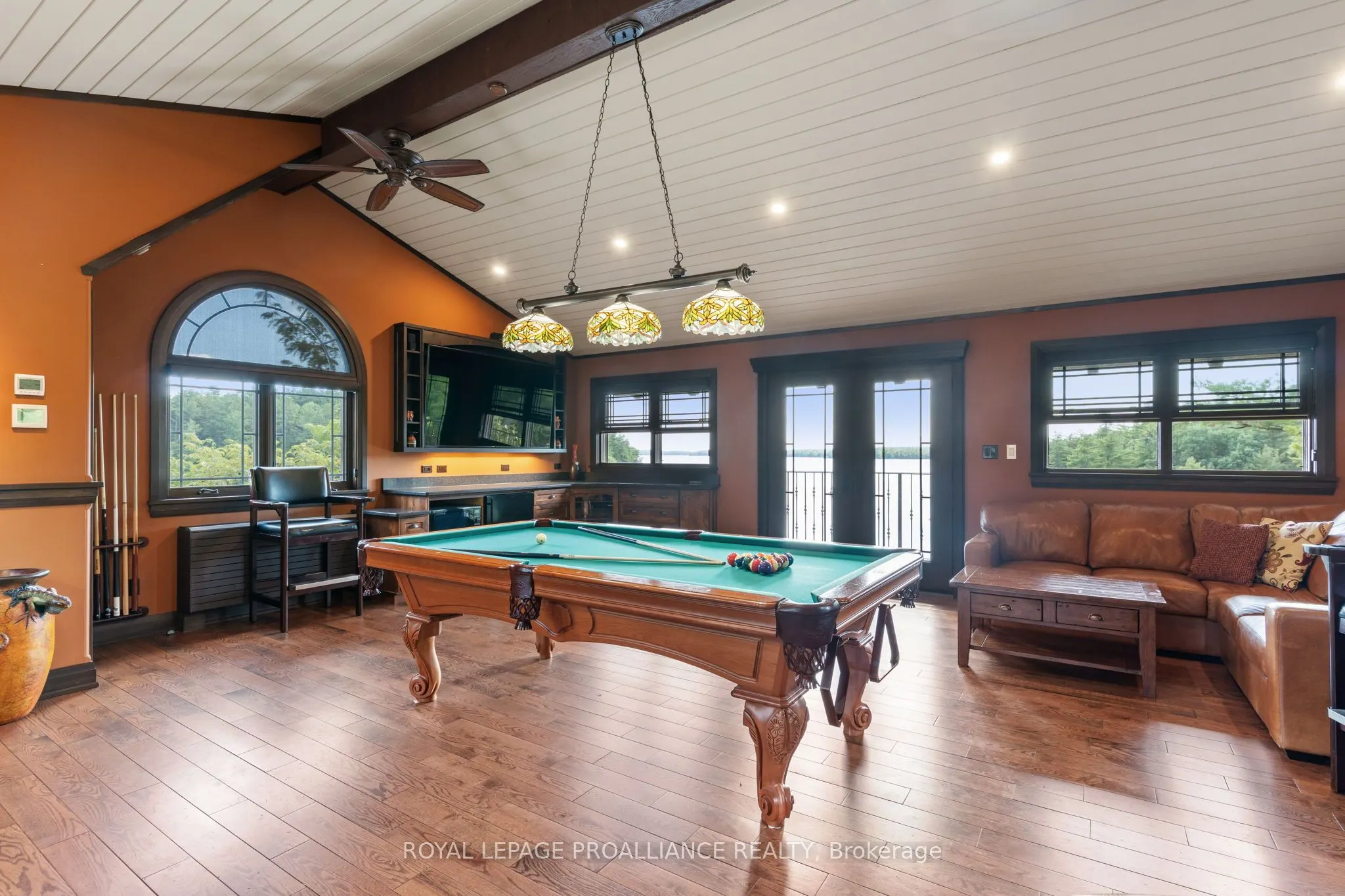 270 Spence Lane