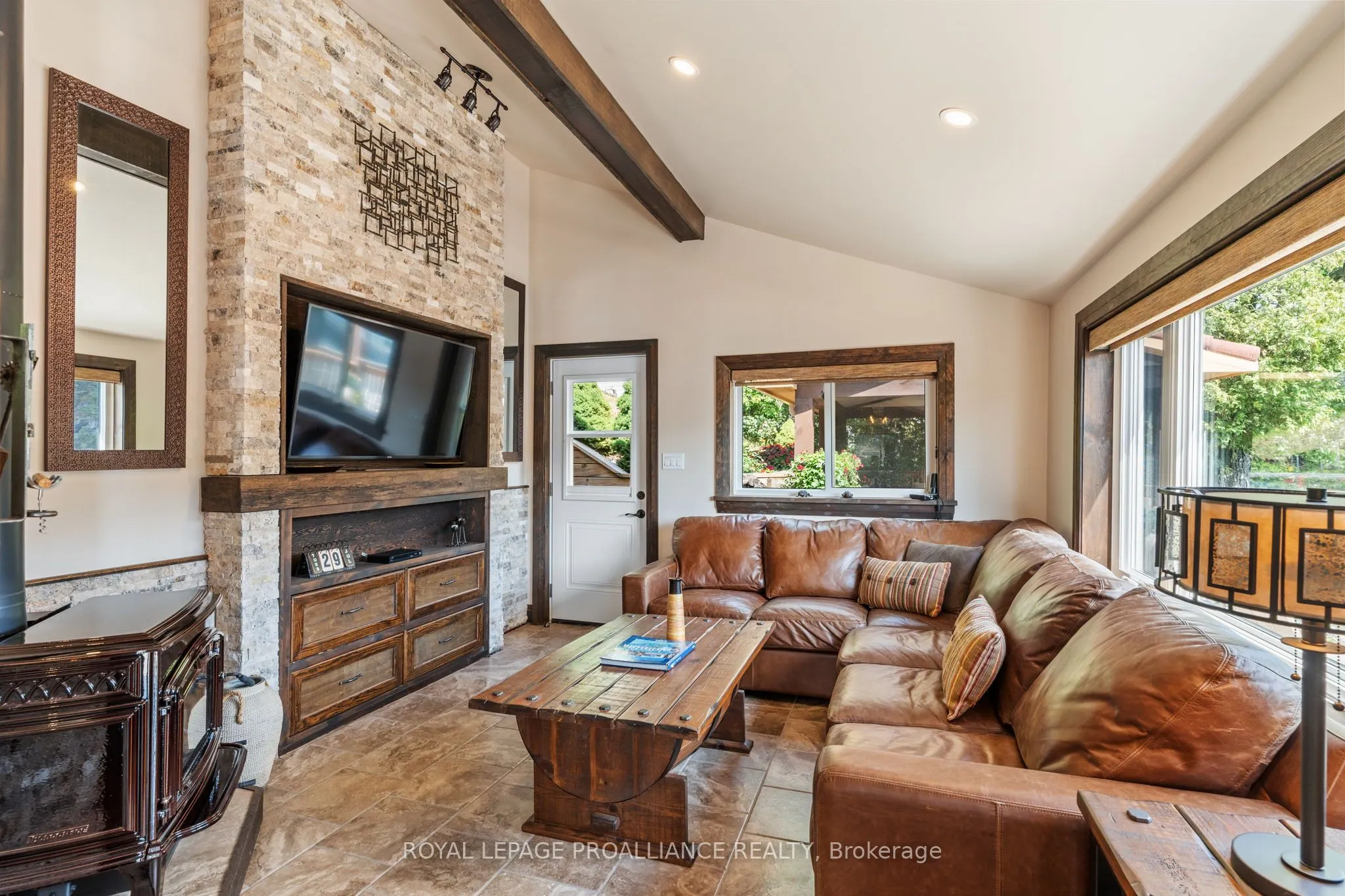 270 Spence Lane