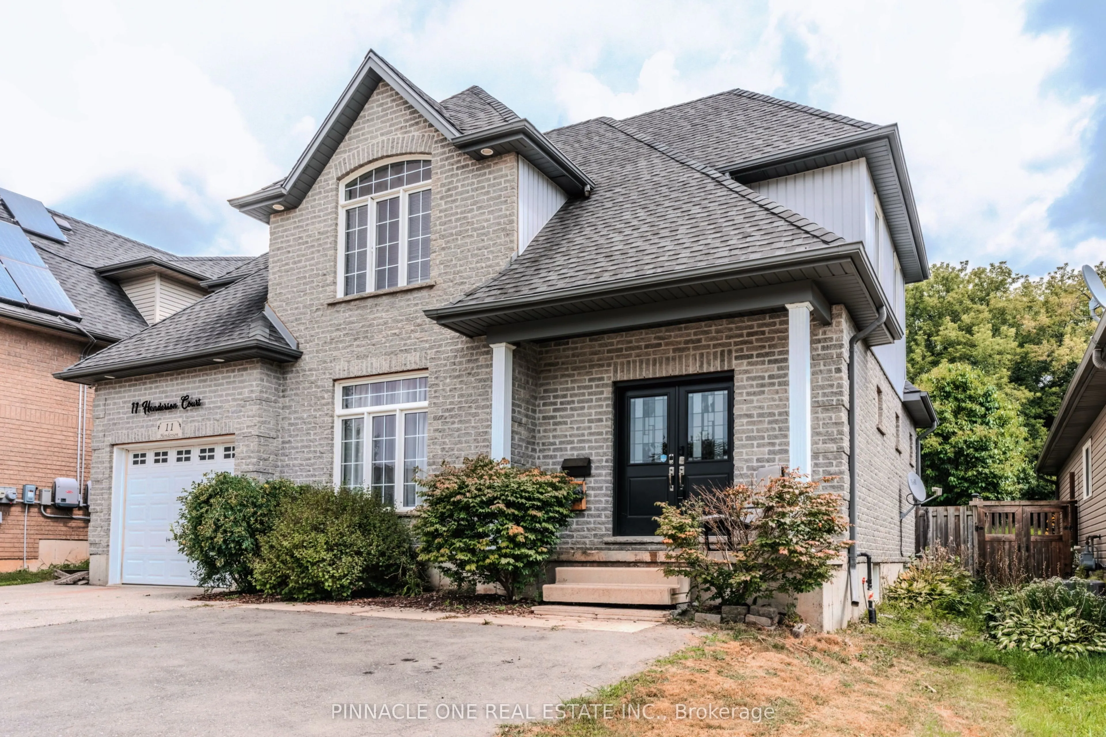 11 Henderson Court