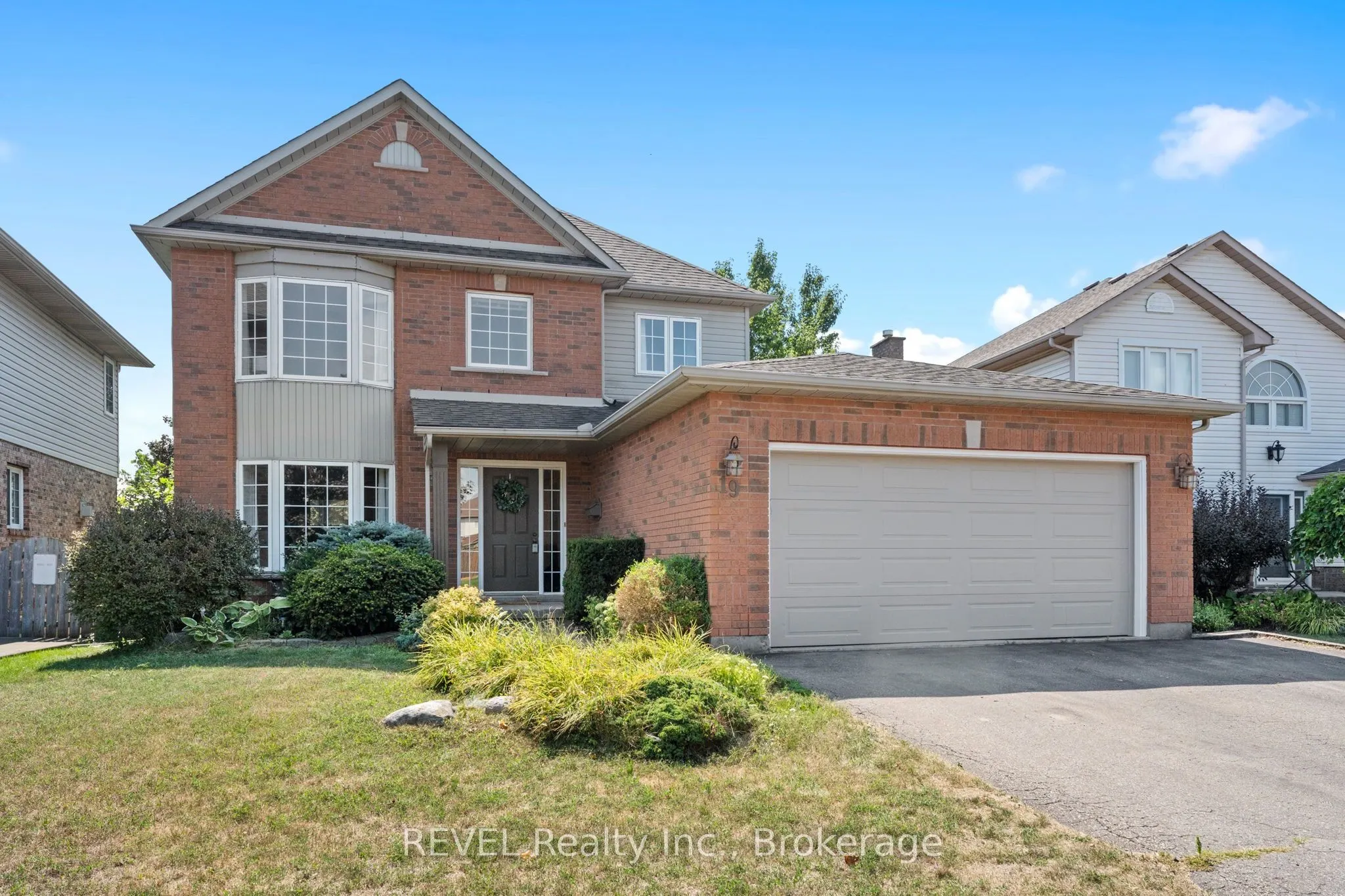 19 Crysler Crescent