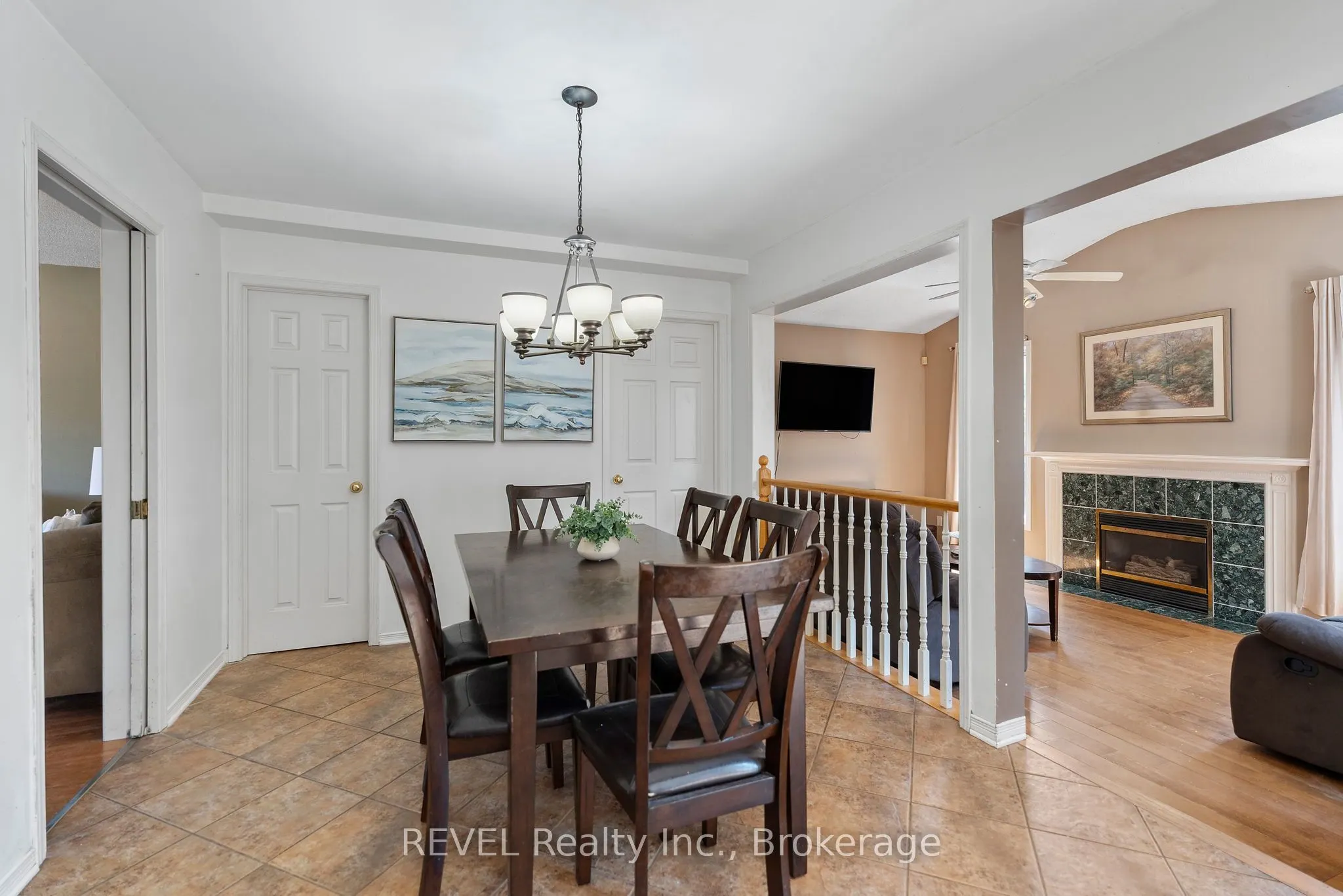 19 Crysler Crescent