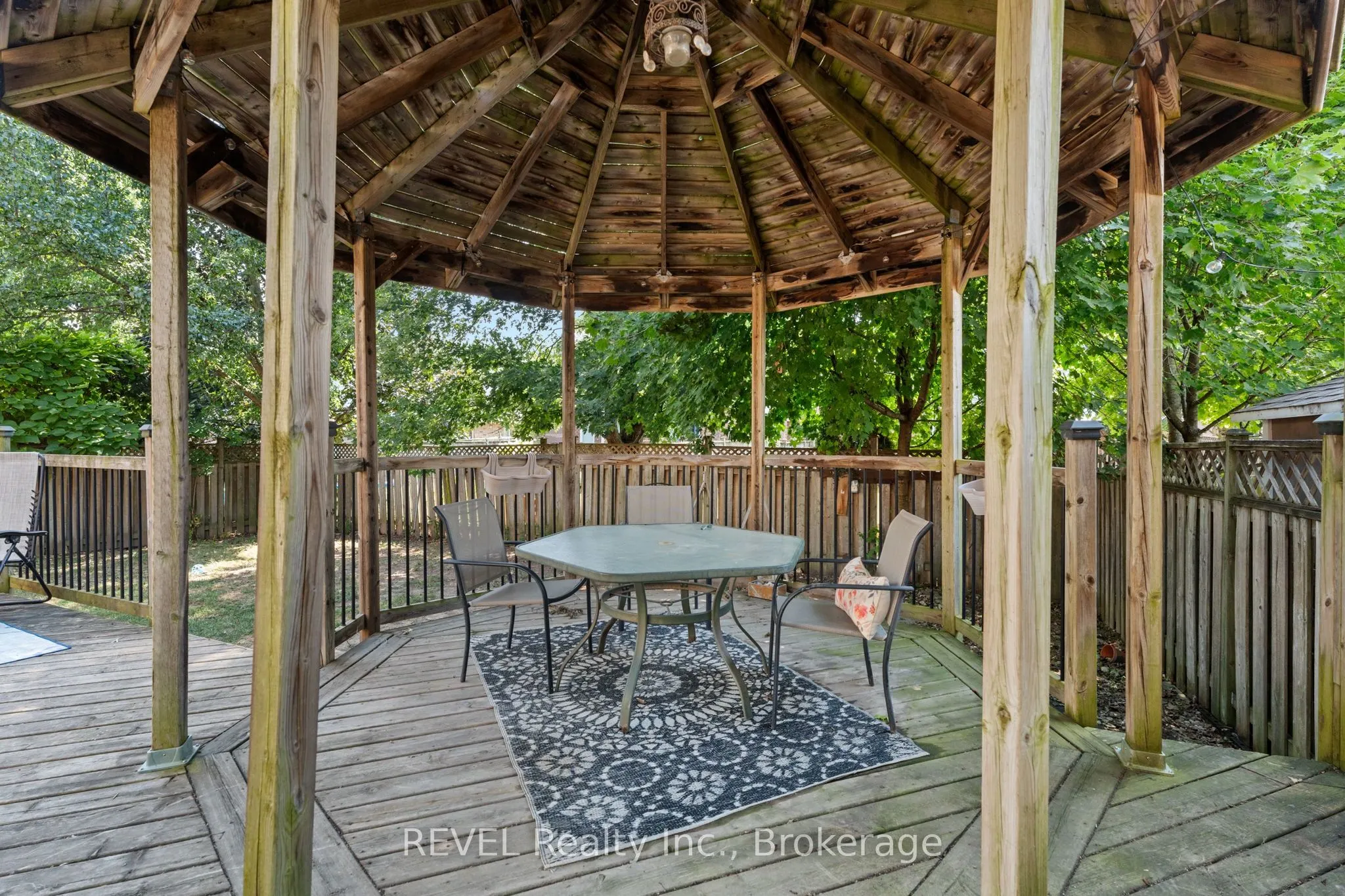 19 Crysler Crescent