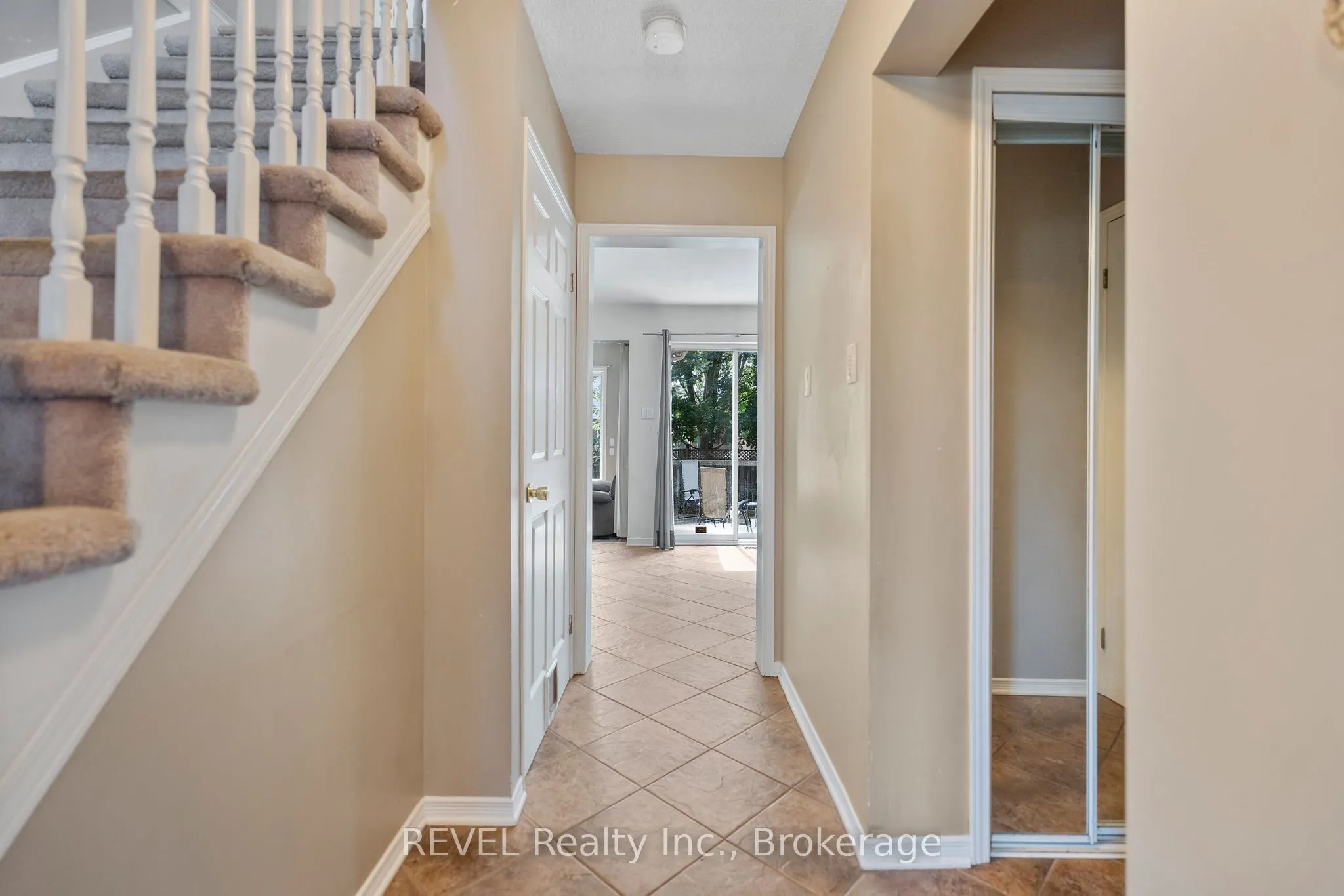 19 Crysler Crescent
