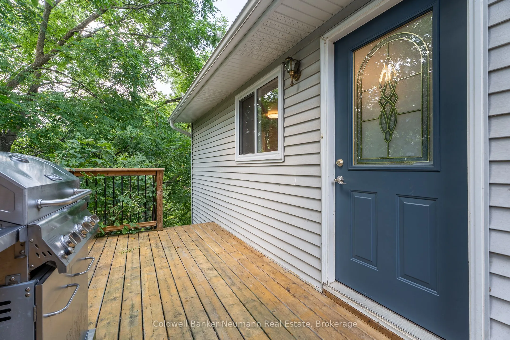 209 Wellington Street