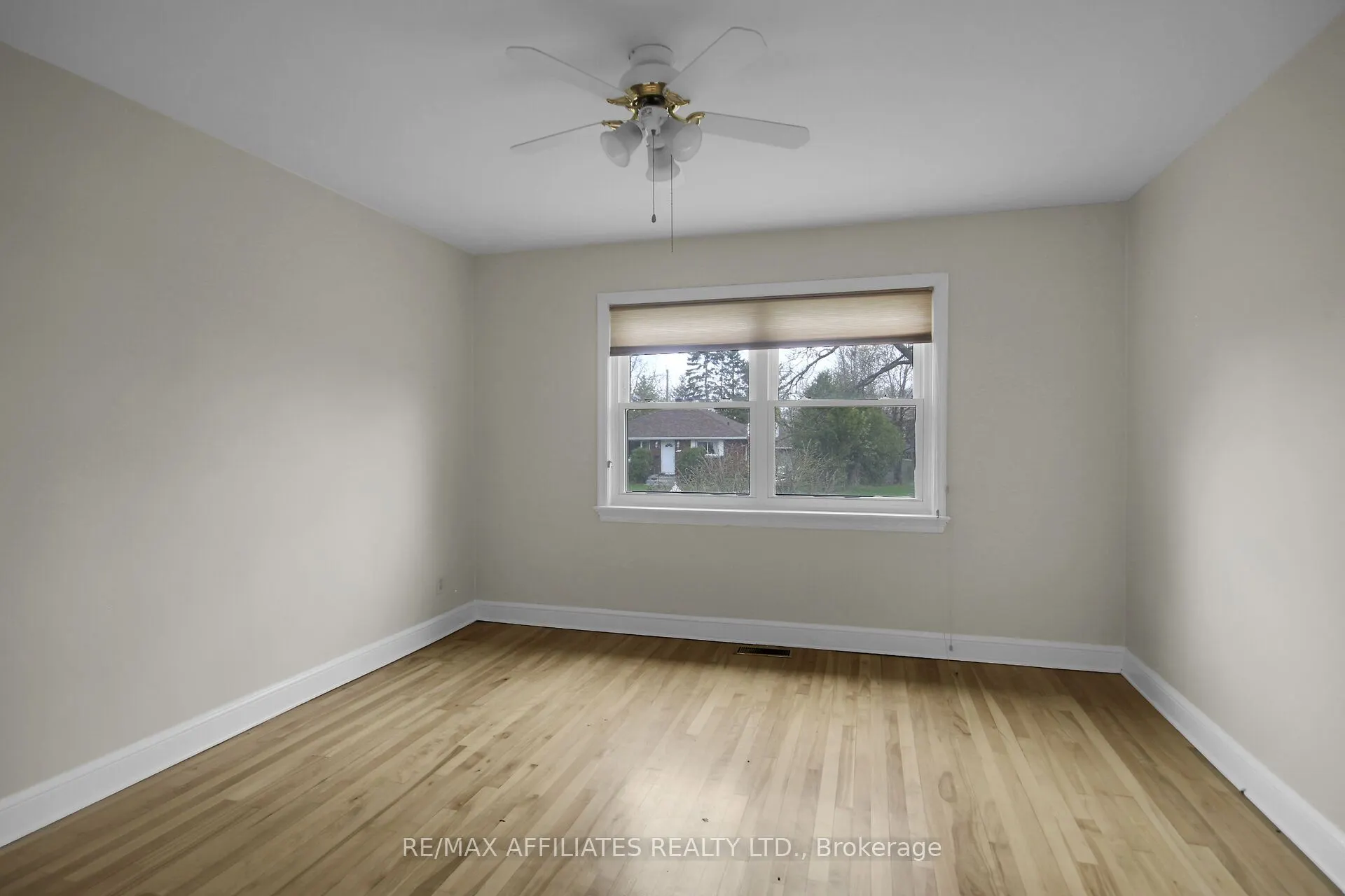312 Mountbatten Avenue