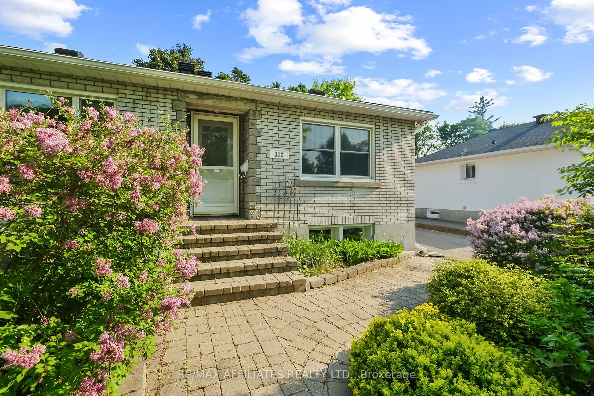 312 Mountbatten Avenue