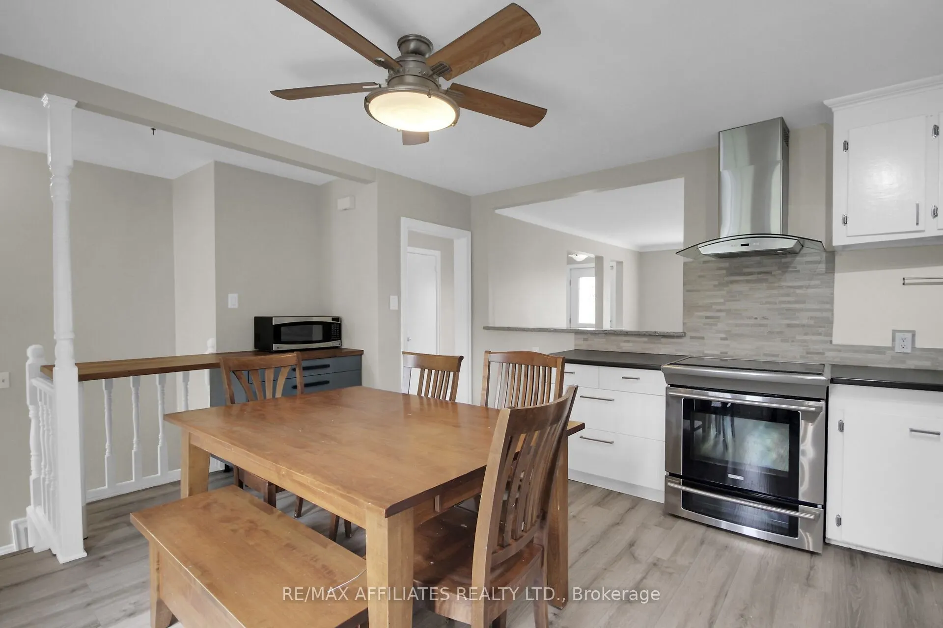 312 Mountbatten Avenue