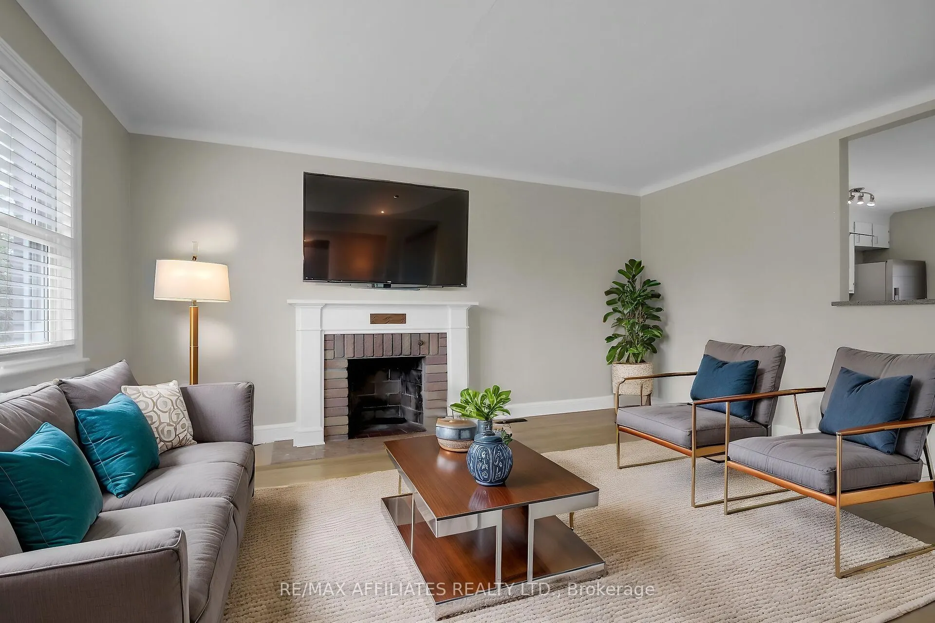 312 Mountbatten Avenue