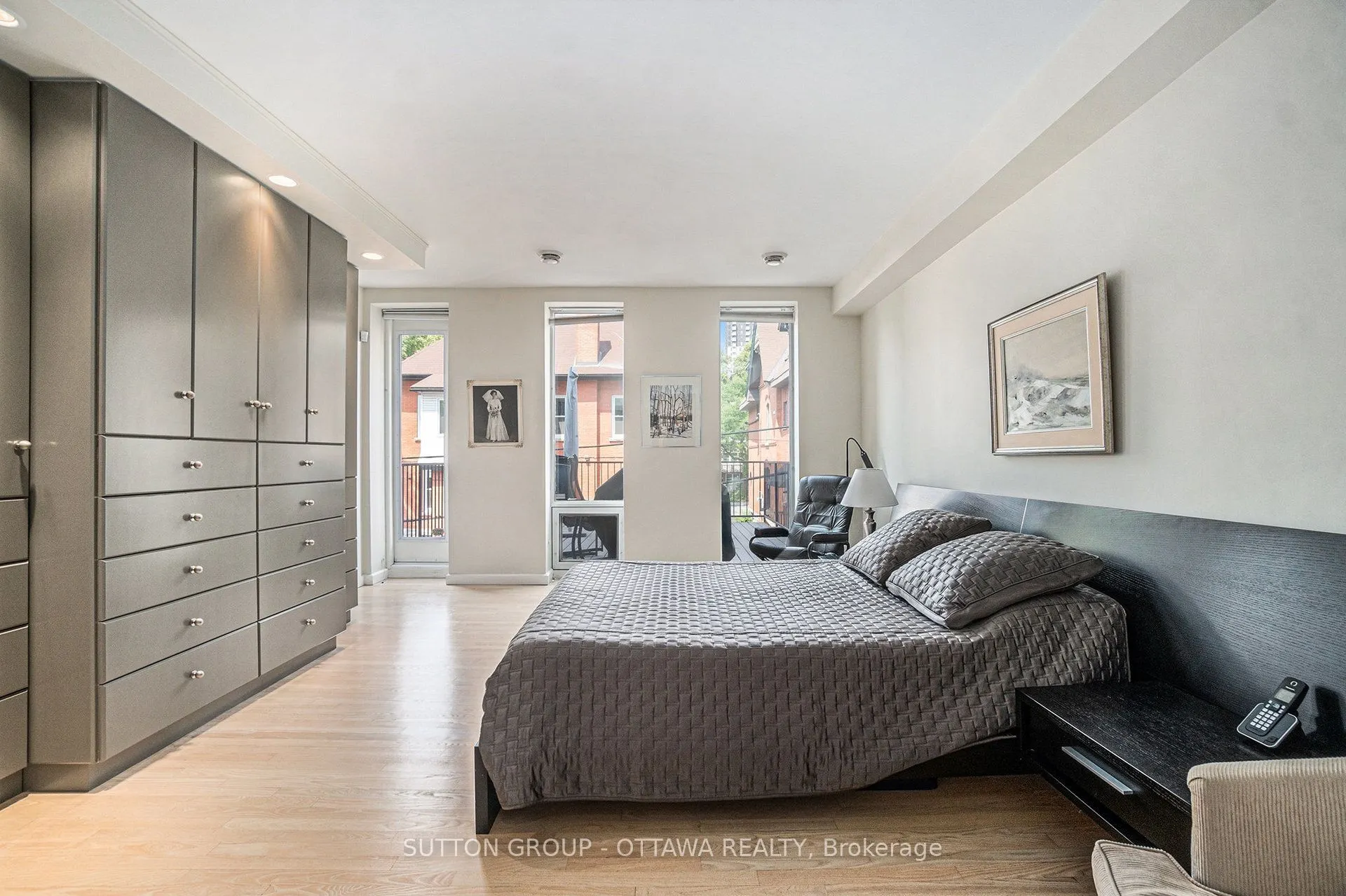 287 Maclaren Street, #202