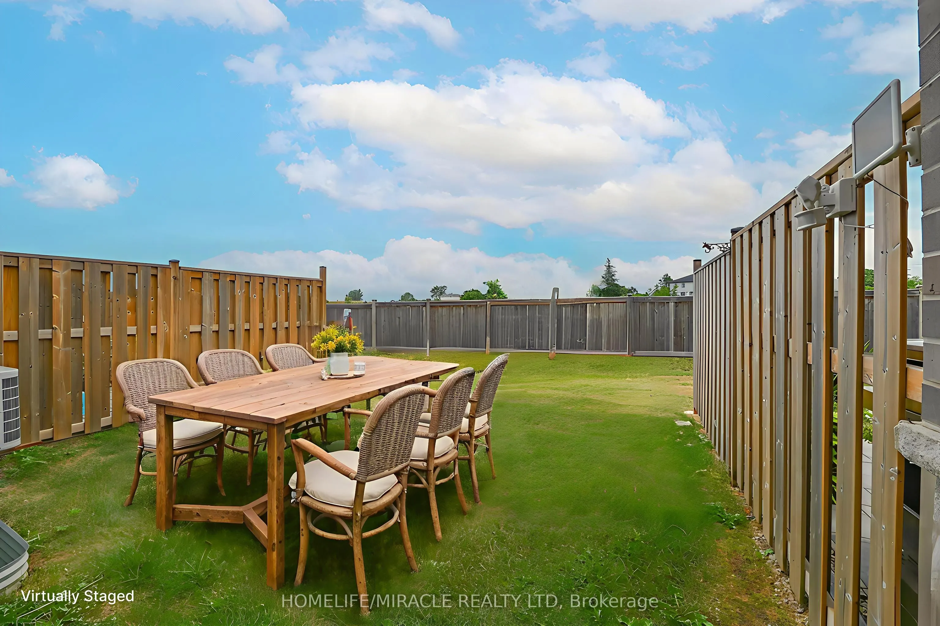 35 Midhurst Heights, #15