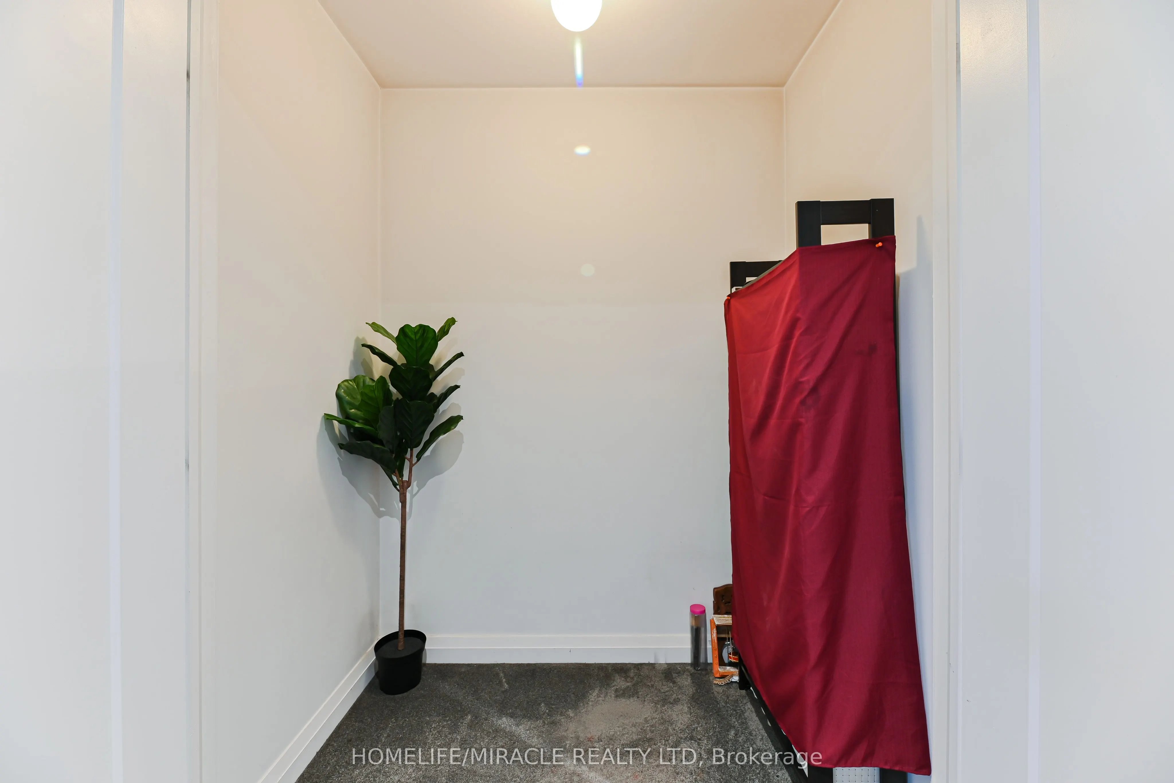 35 Midhurst Heights, #15
