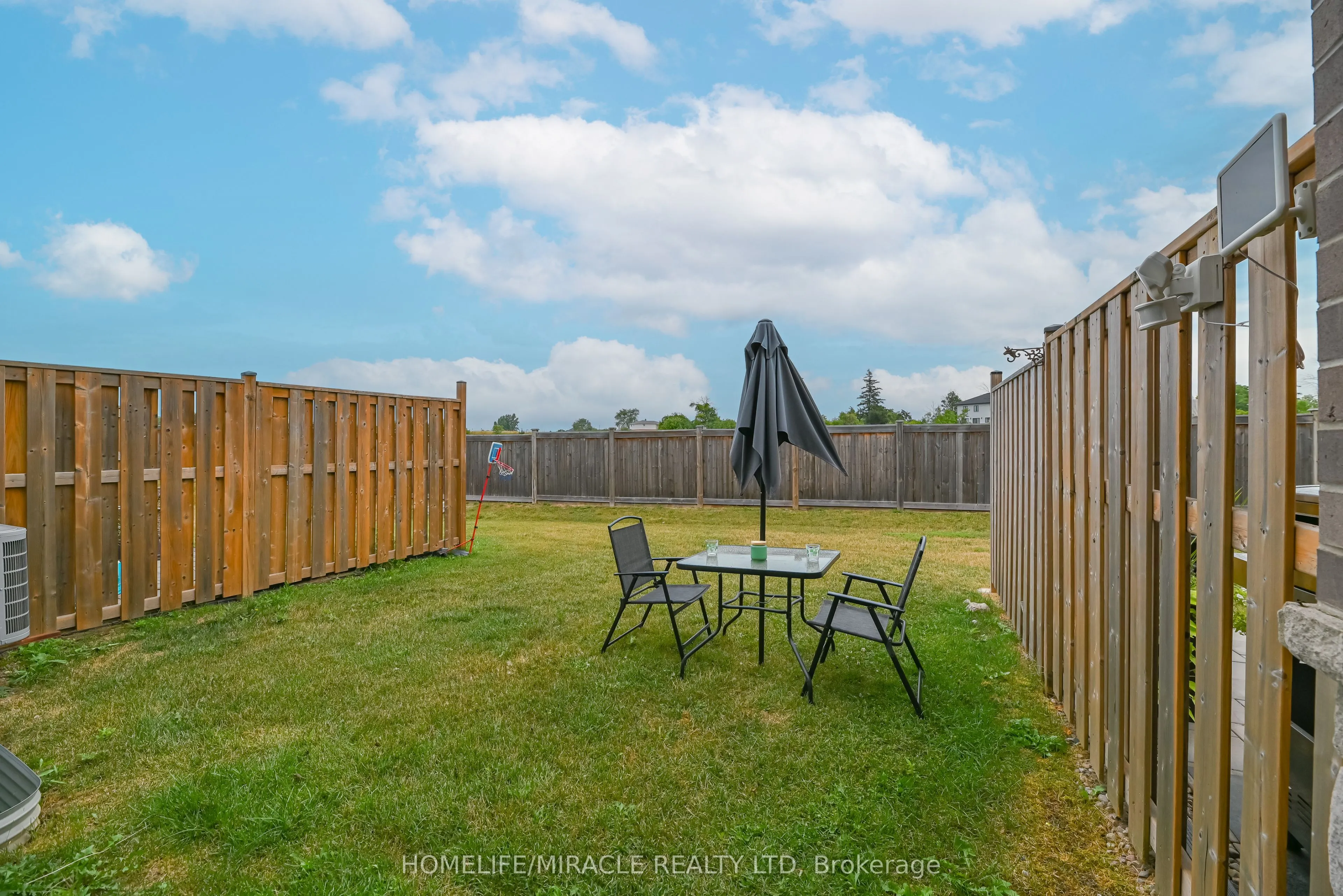35 Midhurst Heights, #15
