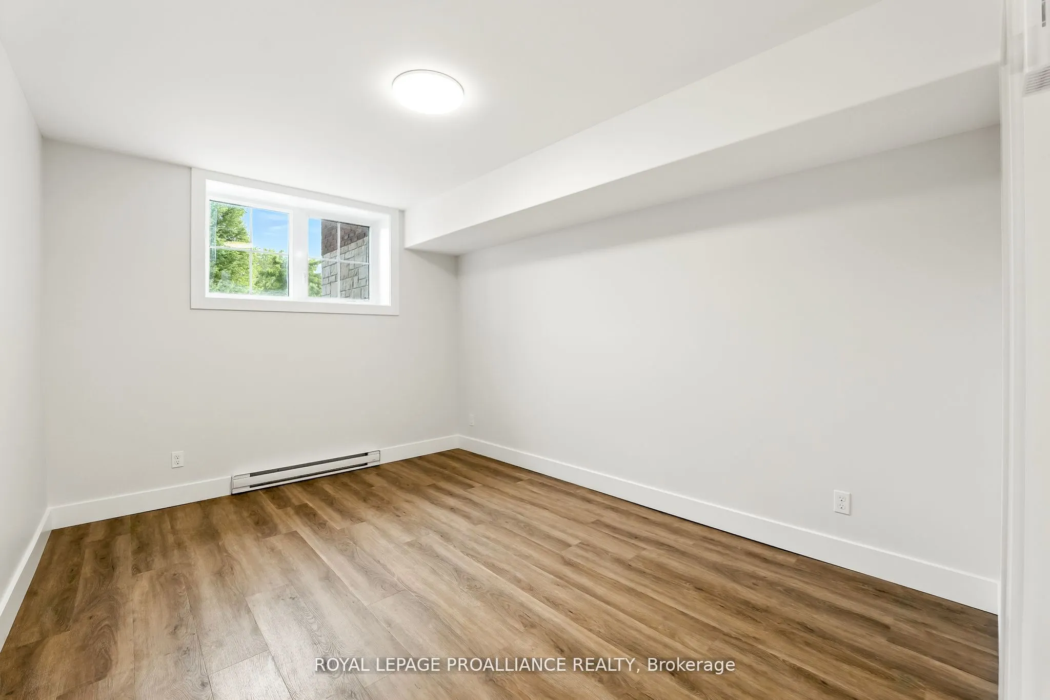 15 Arthur Street, #106