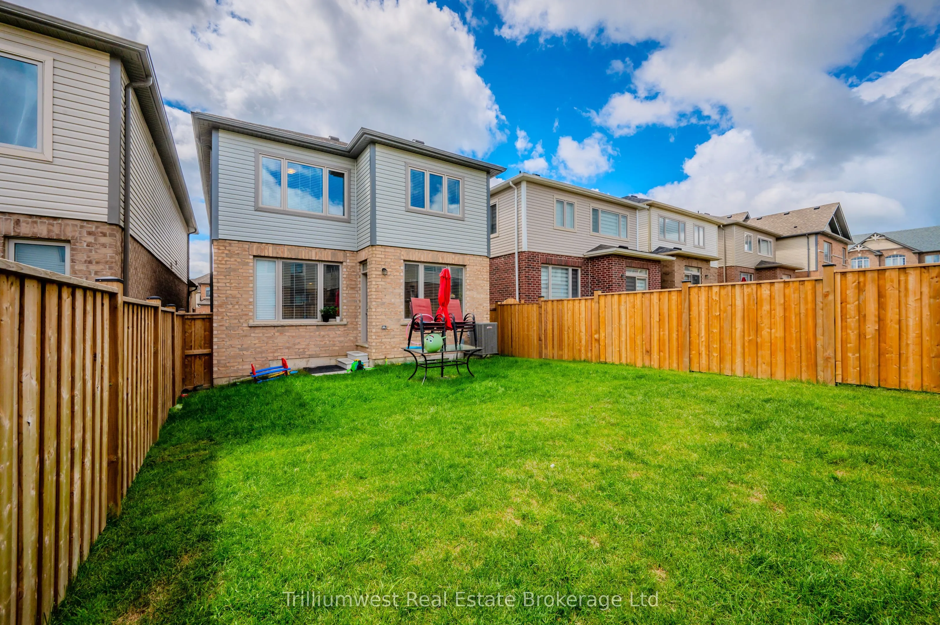 117 Haldimand Street