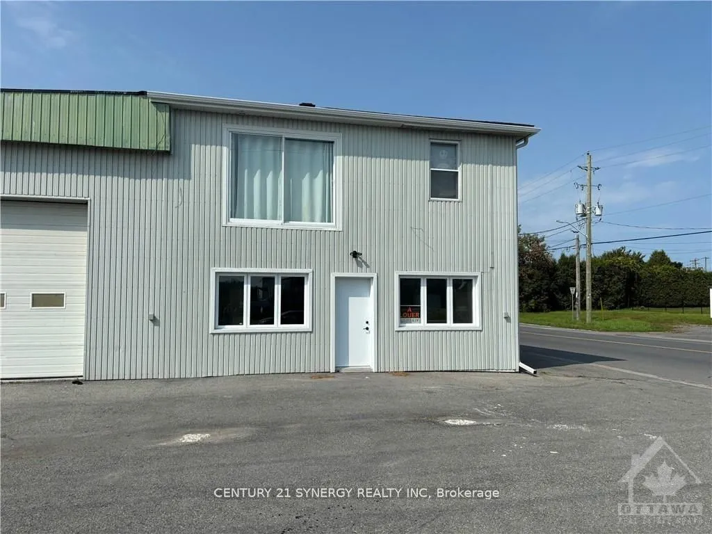 139 KENYON Street W