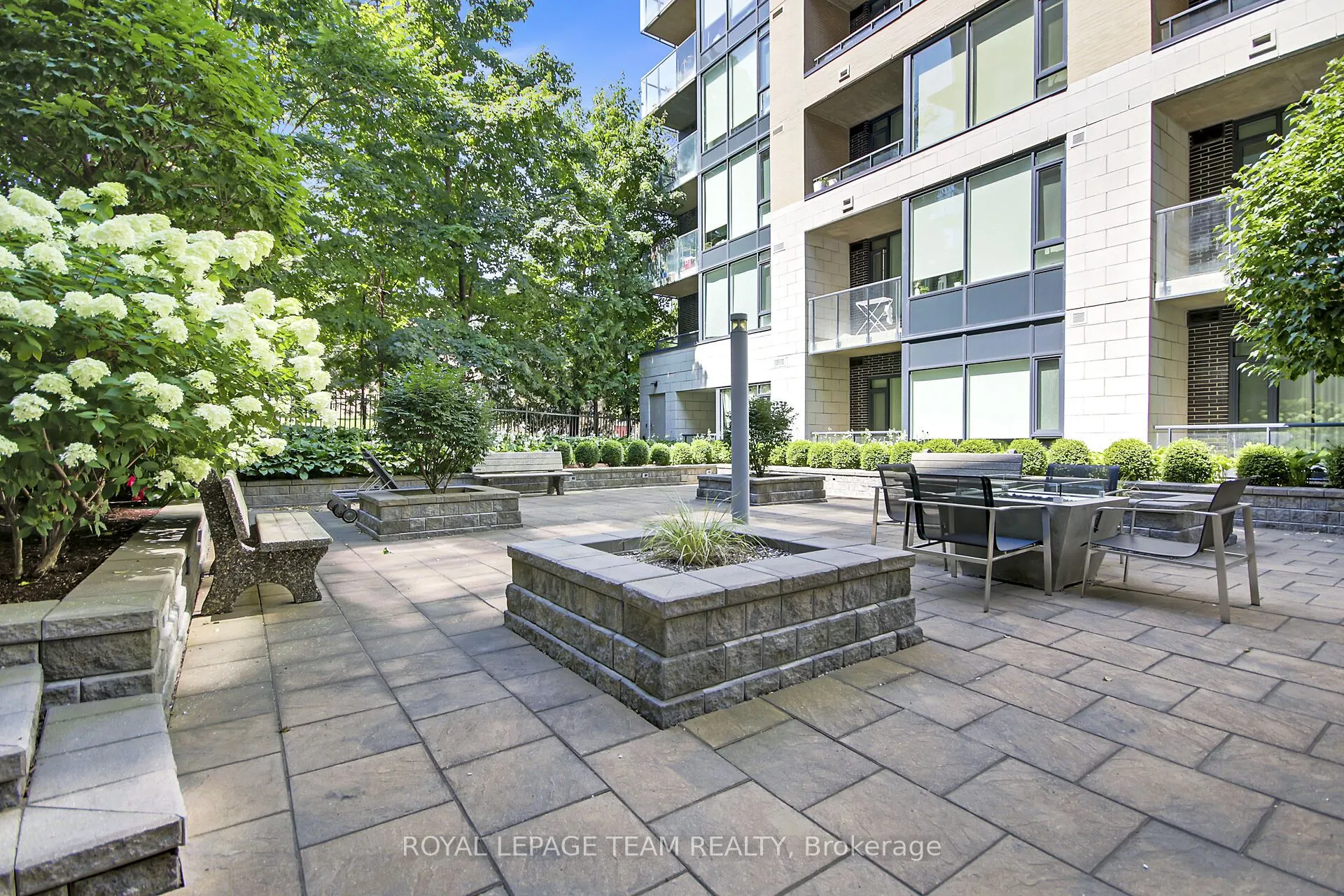 360 Patricia Avenue, #315