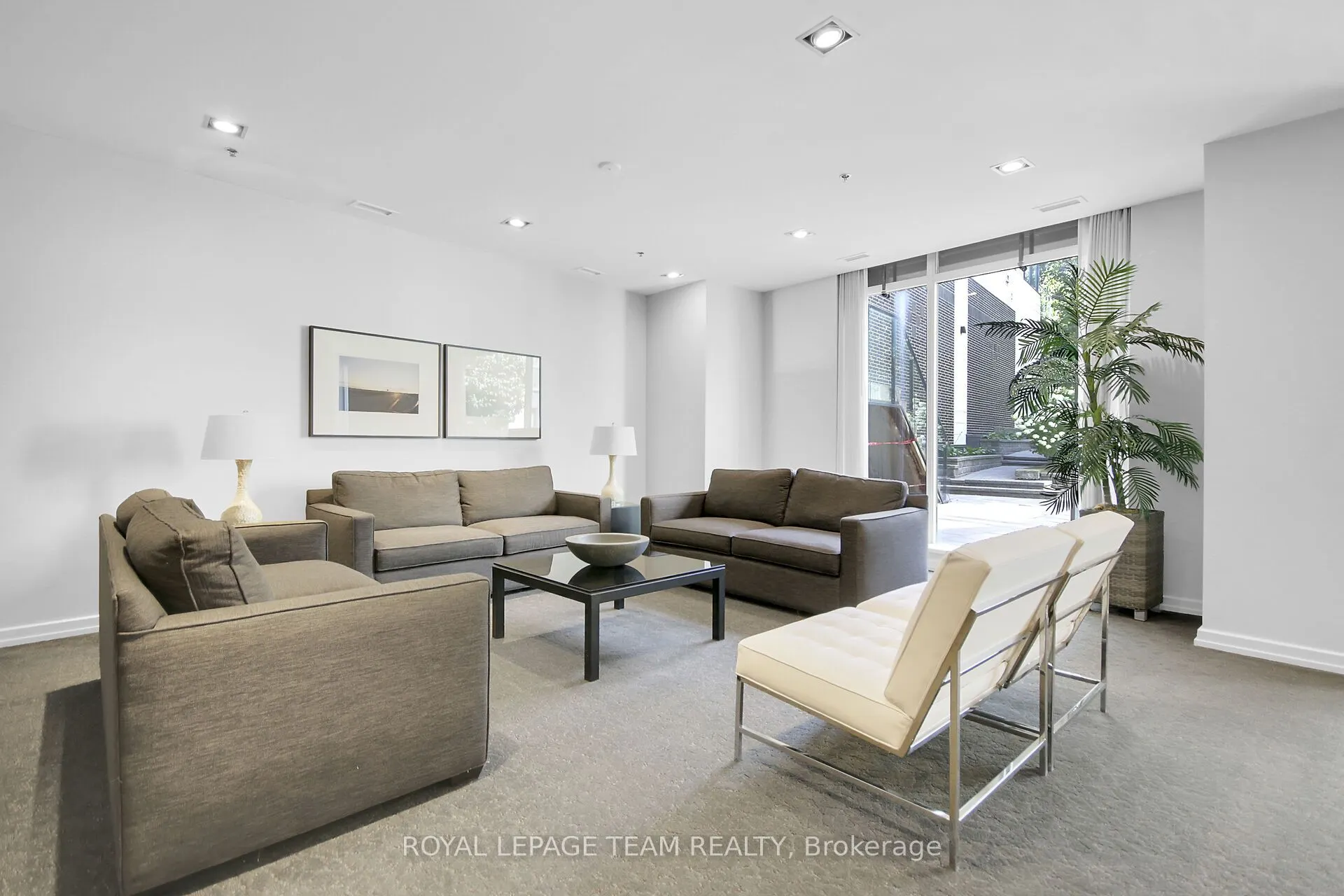360 Patricia Avenue, #315