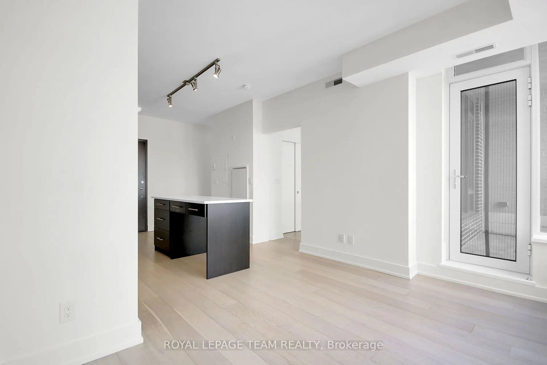 360 Patricia Avenue, #315